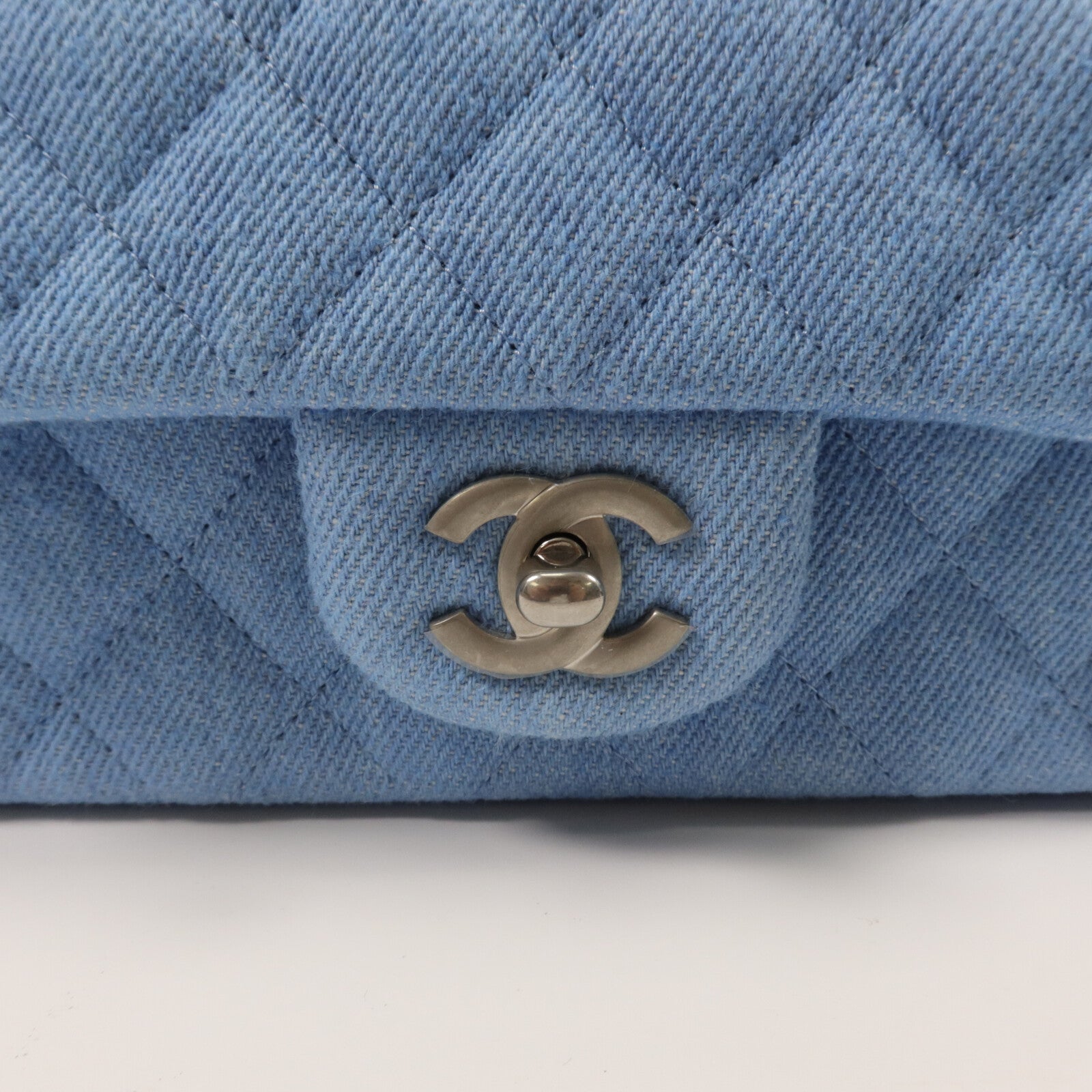 CHANEL 牛仔布Mini Classic 20鏈帶肩背袋