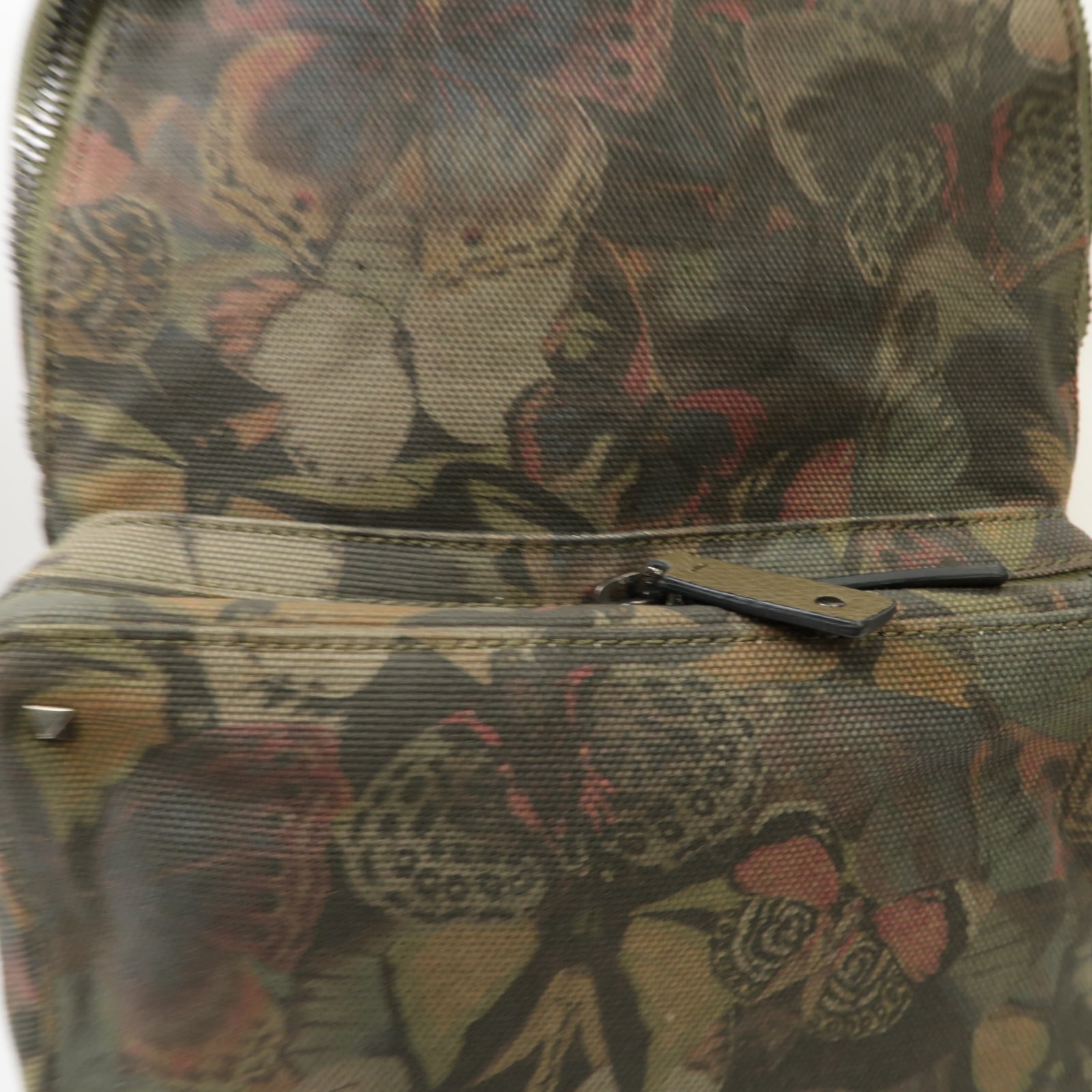Valentino 帆布Backpack銀扣背包卡其色
