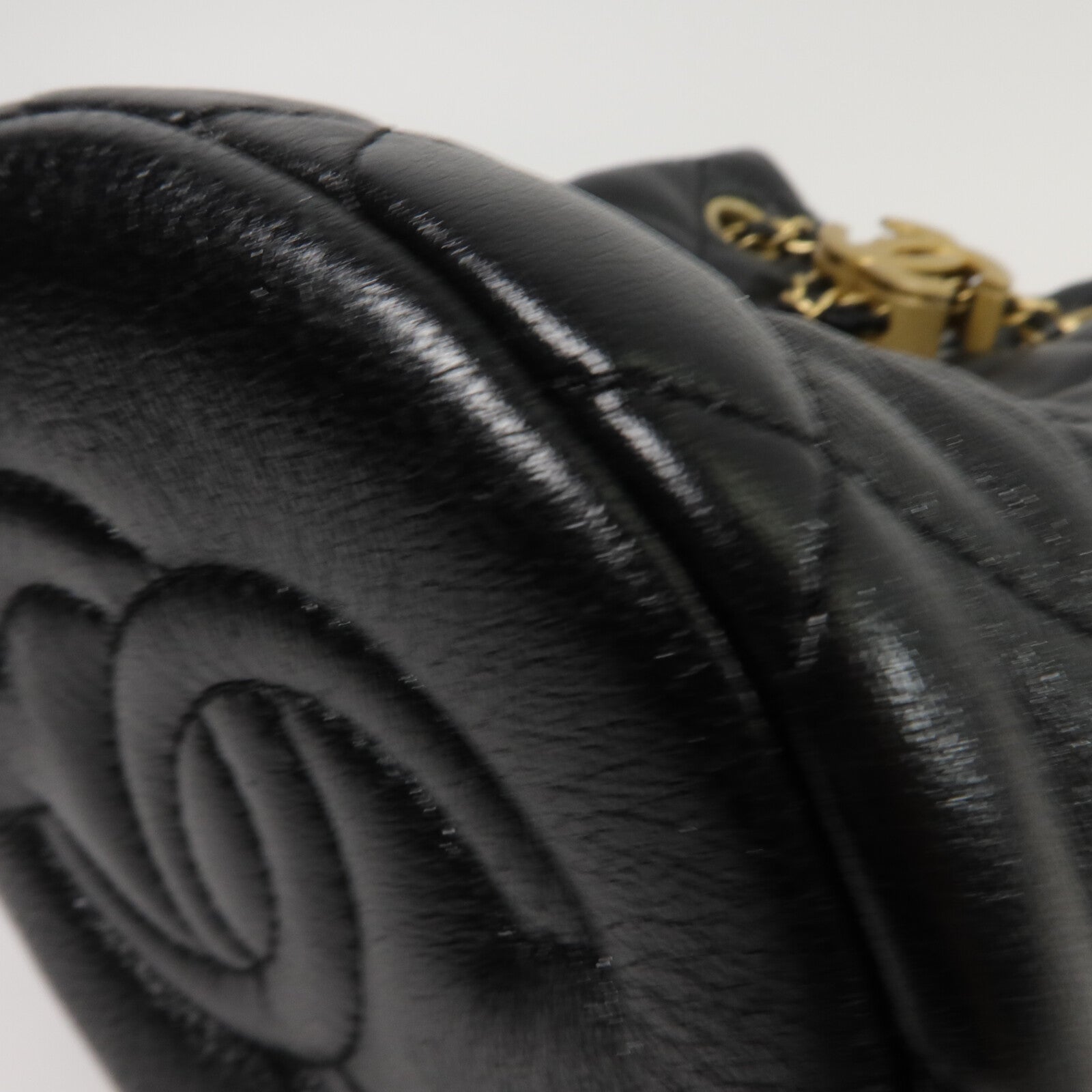 CHANEL 羊皮皮革Bucket Bag鏈帶肩背袋