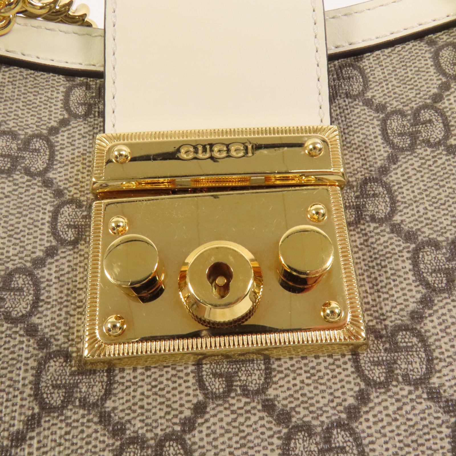 GUCCI 塗層帆布Padlock金扣鏈帶肩背袋