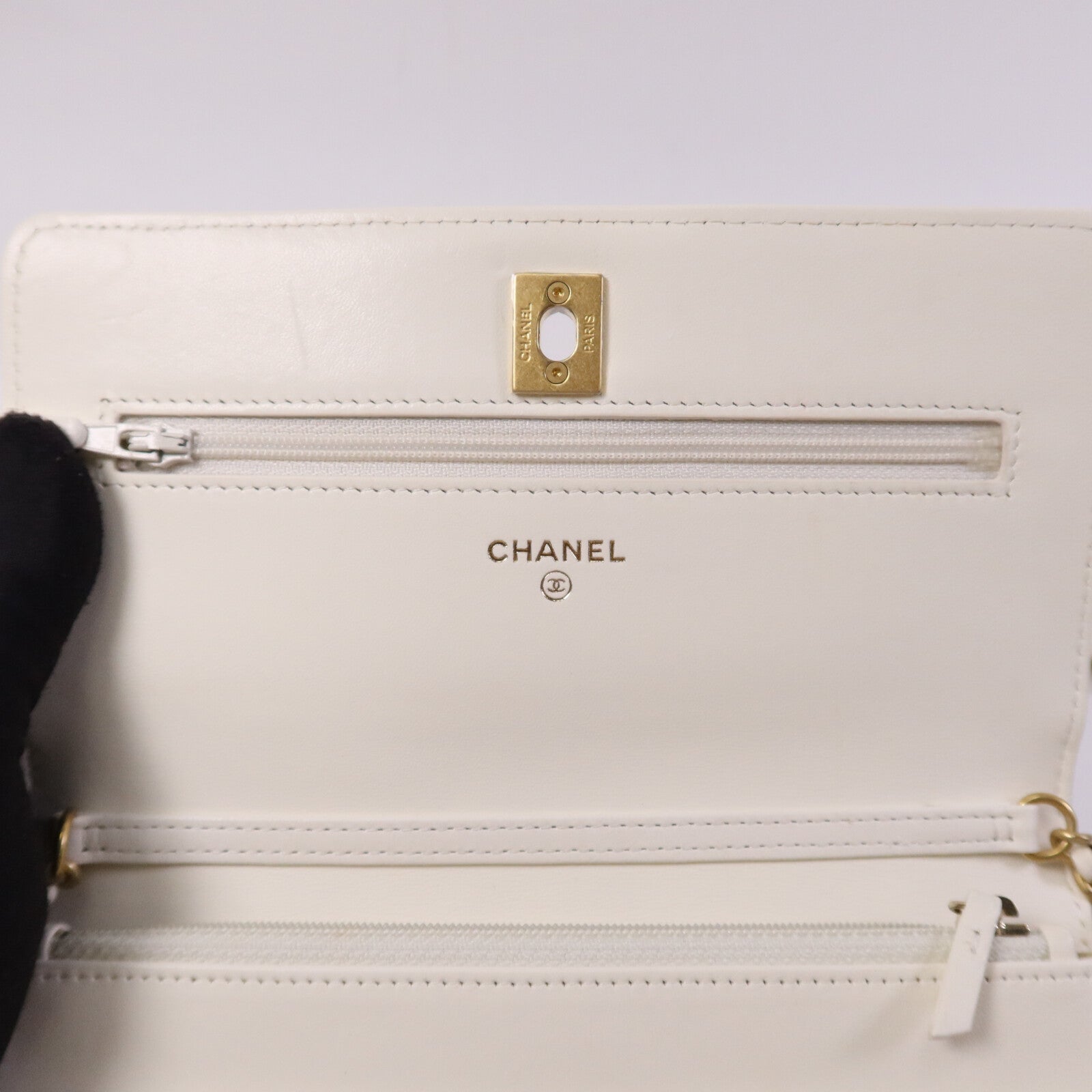 CHANEL 羊皮皮革Wallet On Chain金扣鏈帶肩背袋