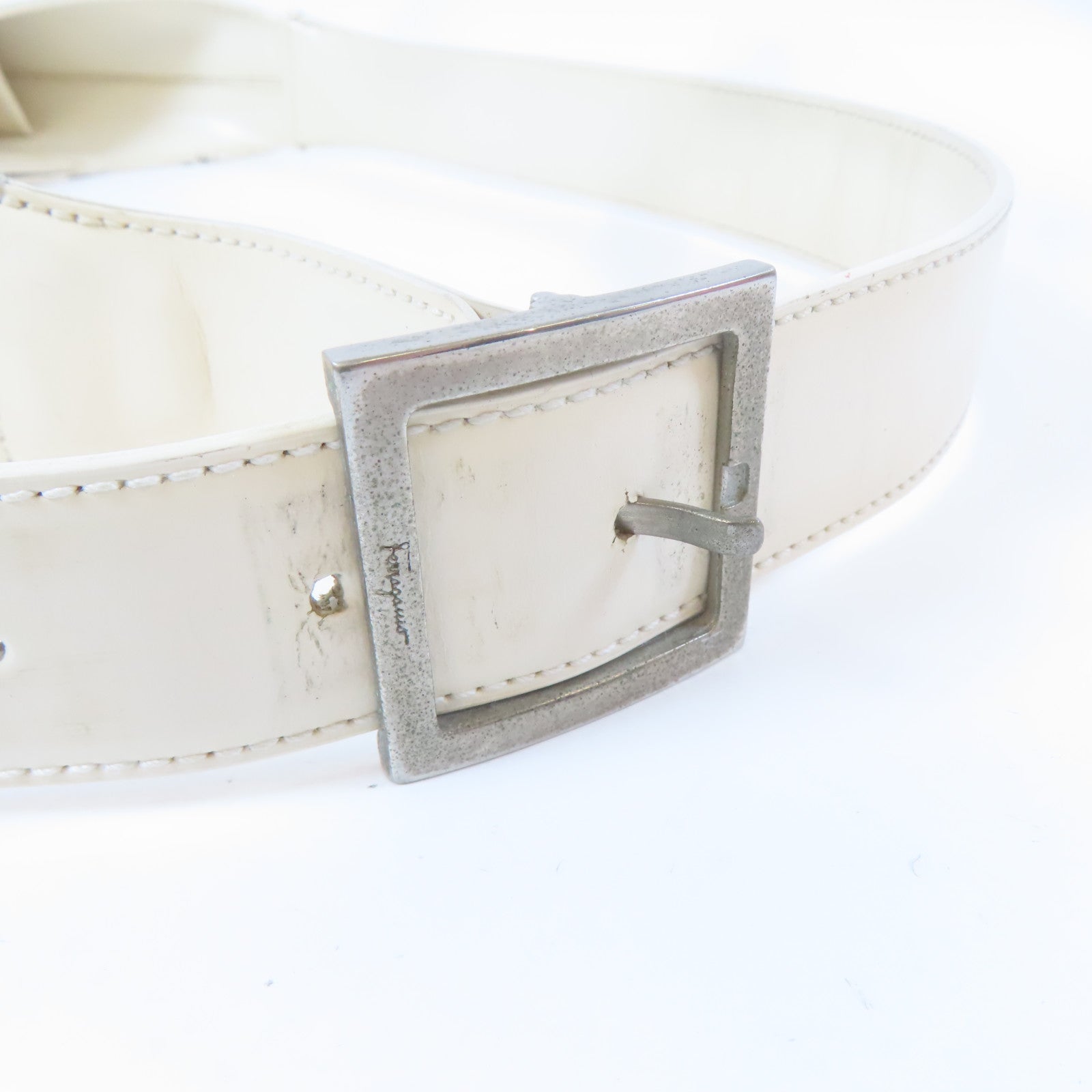 Salvatore Ferragamo 牛皮皮革Shoulder Bag銀扣手挽袋白色