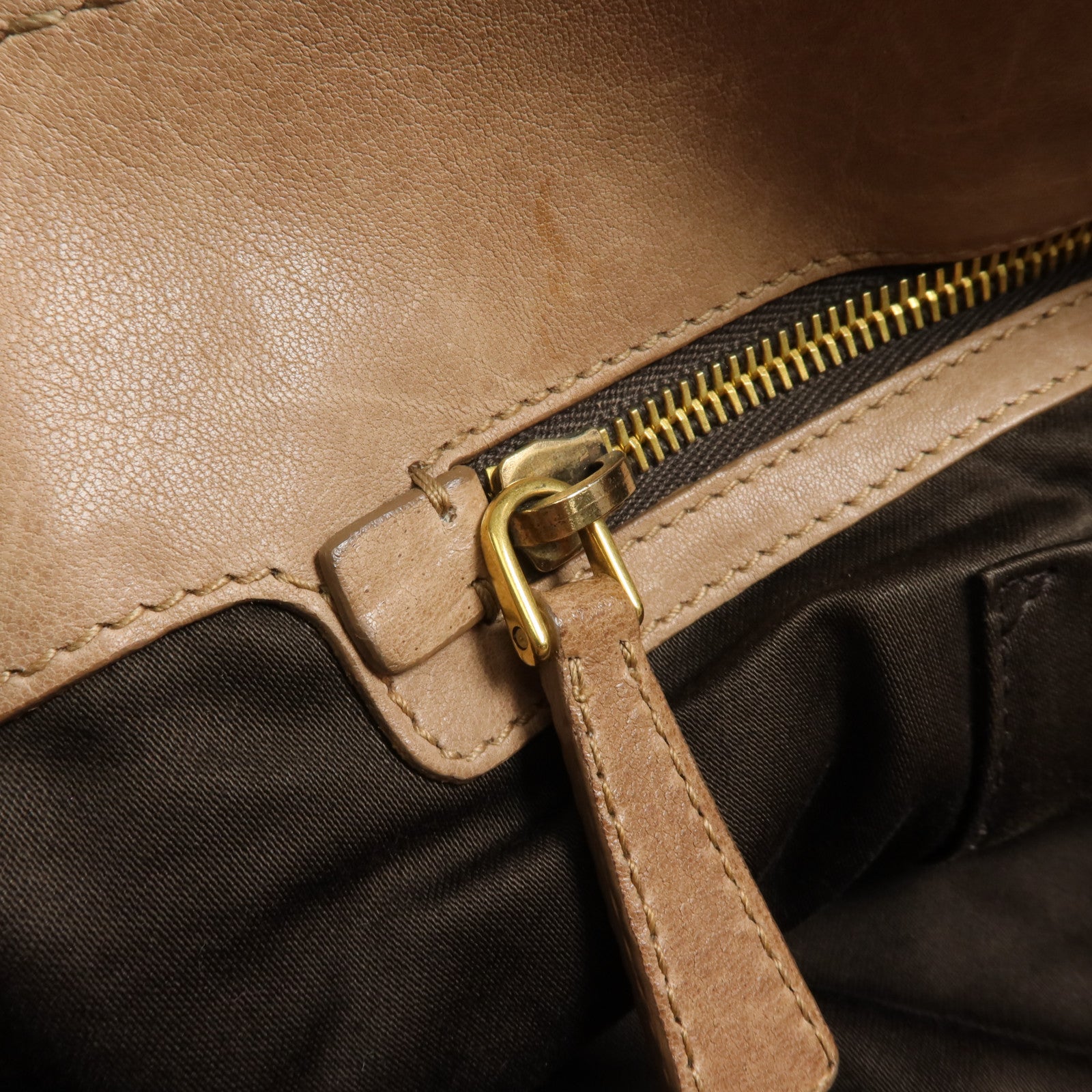 Miu Miu 牛皮皮革2 Way Shoulder金扣手挽肩背兩用袋