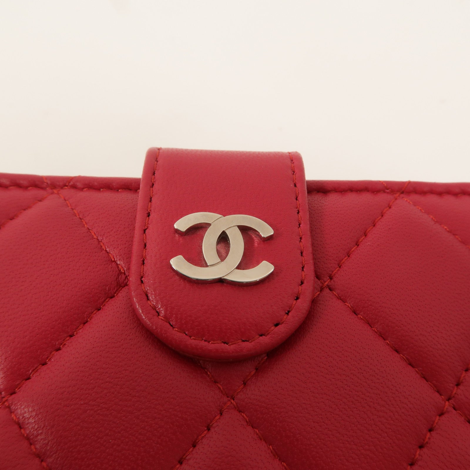 CHANEL 羊皮皮革Classic Bifold French Wallet錢包