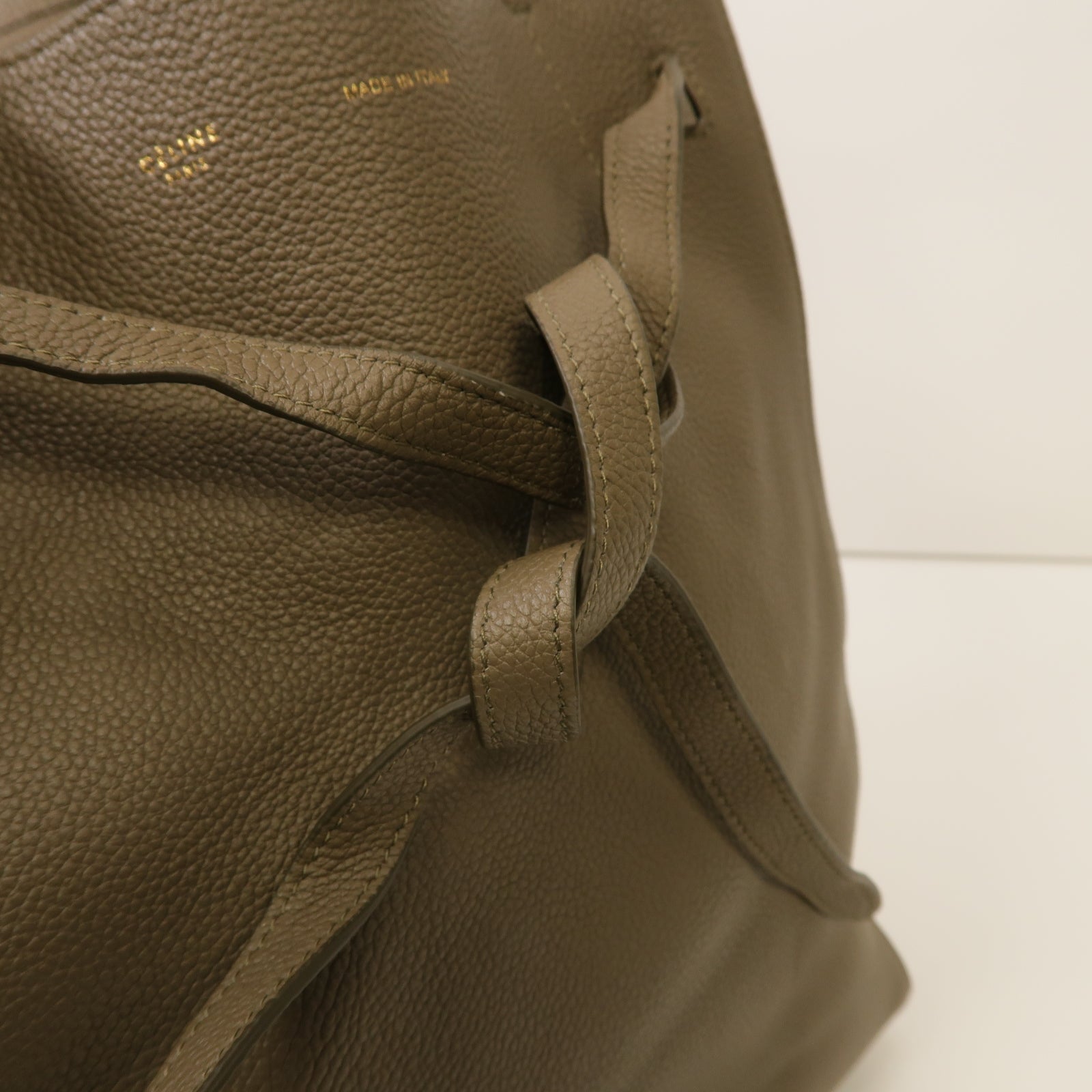 CELINE 牛皮皮革Shoulder Bag金扣肩背袋灰色