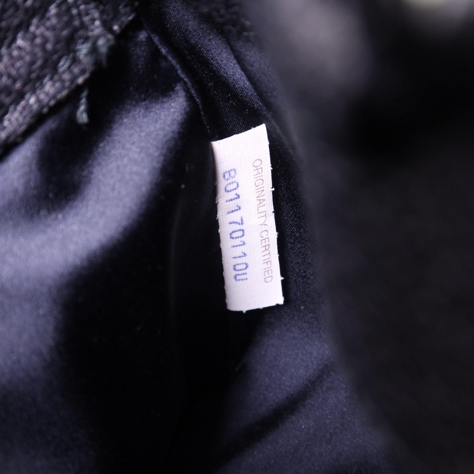 BOTTEGA VENETA 藤料Handbag黑扣手挽袋