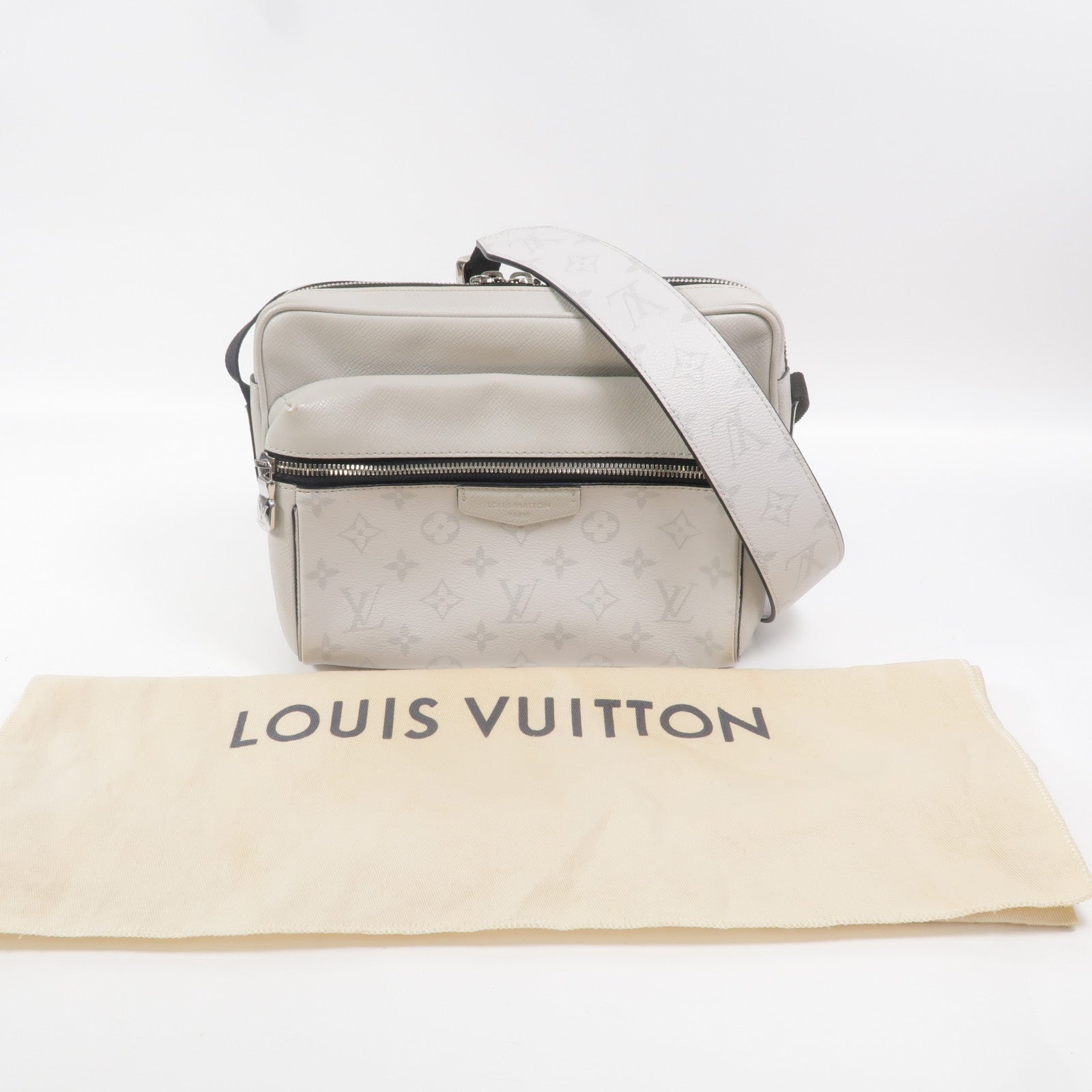 LOUIS VUITTON Monogram/Taigarama Outdoor Messenger Bag PM肩背袋