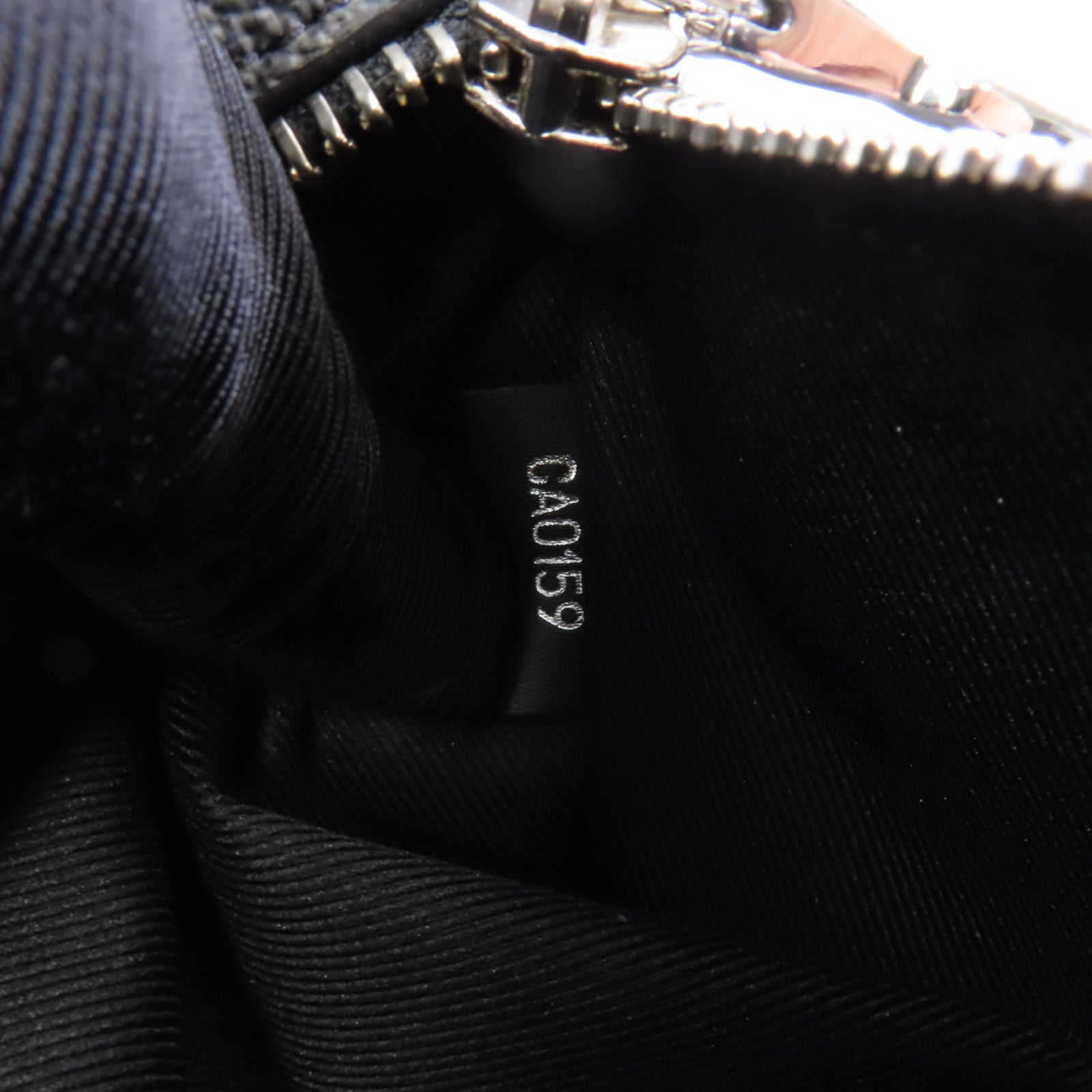 LOUIS VUITTON Damier Alpha Cluch銀扣手拿包黑色