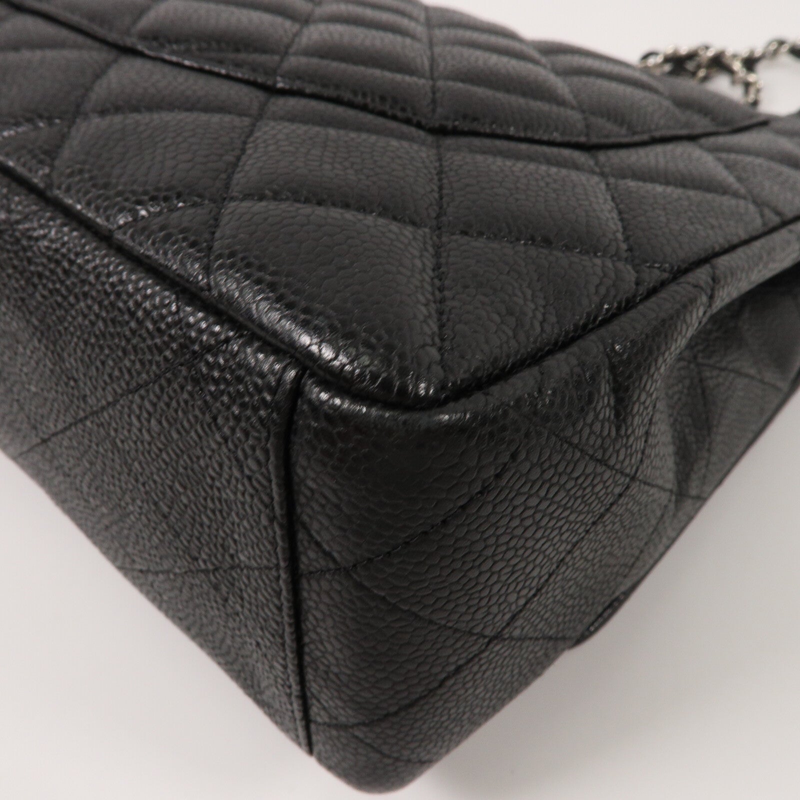 CHANEL 牛皮皮革Maxi Classic鏈帶肩背袋