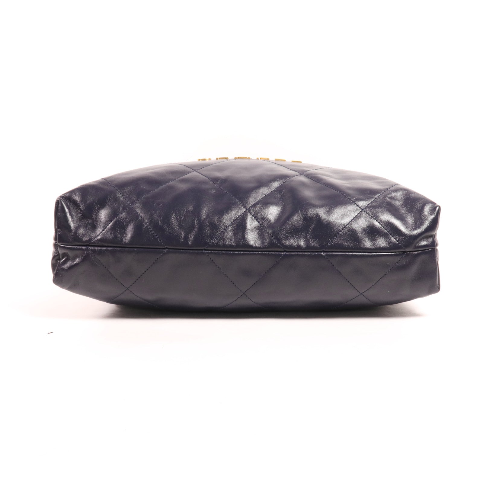 CHANEL 牛皮皮革Chanel 22 Medium金扣鏈帶肩背袋