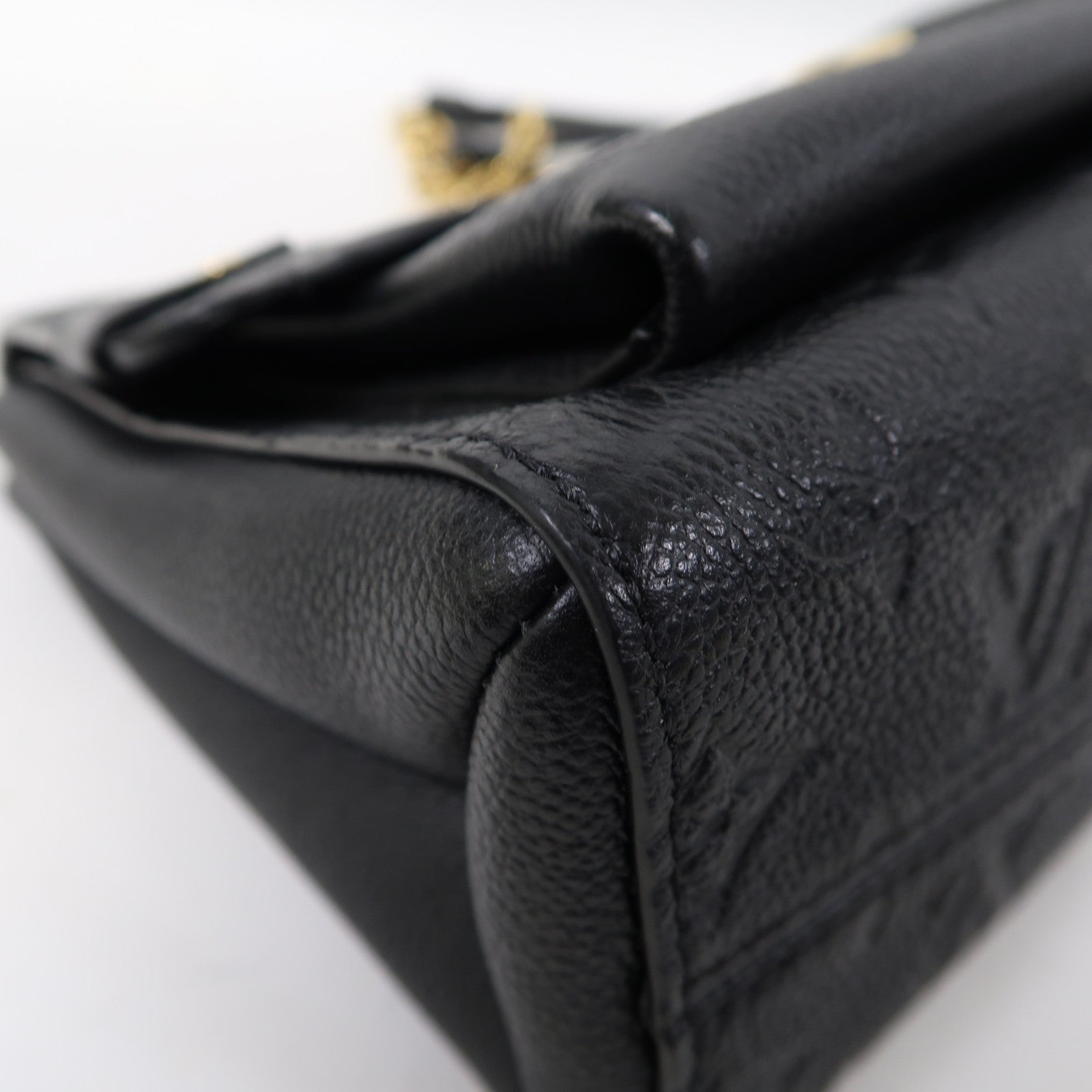 LOUIS VUITTON Monogram Empreinte Vavin PM金扣鏈帶肩背袋黑色