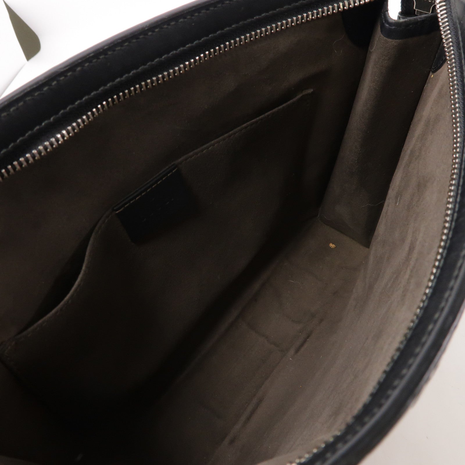 GUCCI 牛皮皮革GG Supreme Web Pouch銀扣手拿包黑色