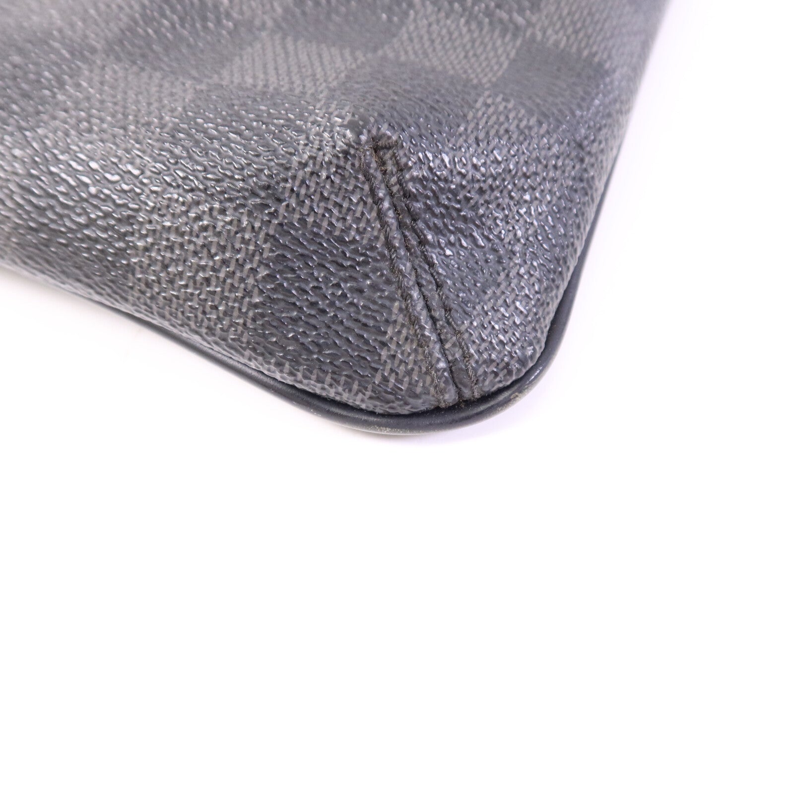 LOUIS VUITTON Damier Graphite Thomas銀扣肩背袋
