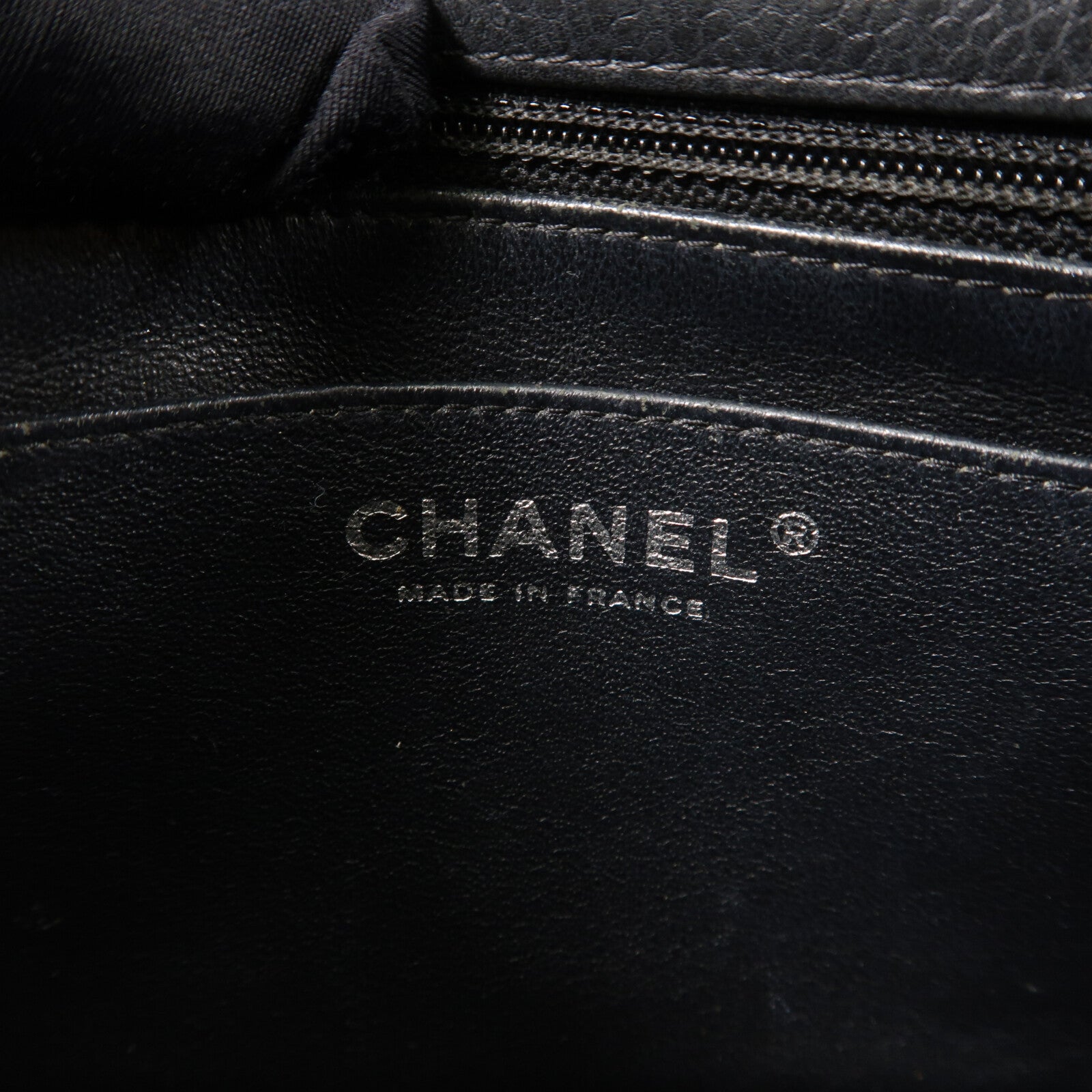 CHANEL 牛皮皮革Mini Classic 17鏈帶肩背袋