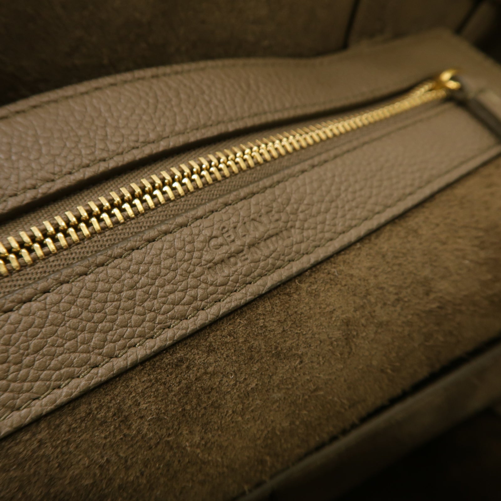CELINE 牛皮皮革Shoulder Bag金扣肩背袋灰色