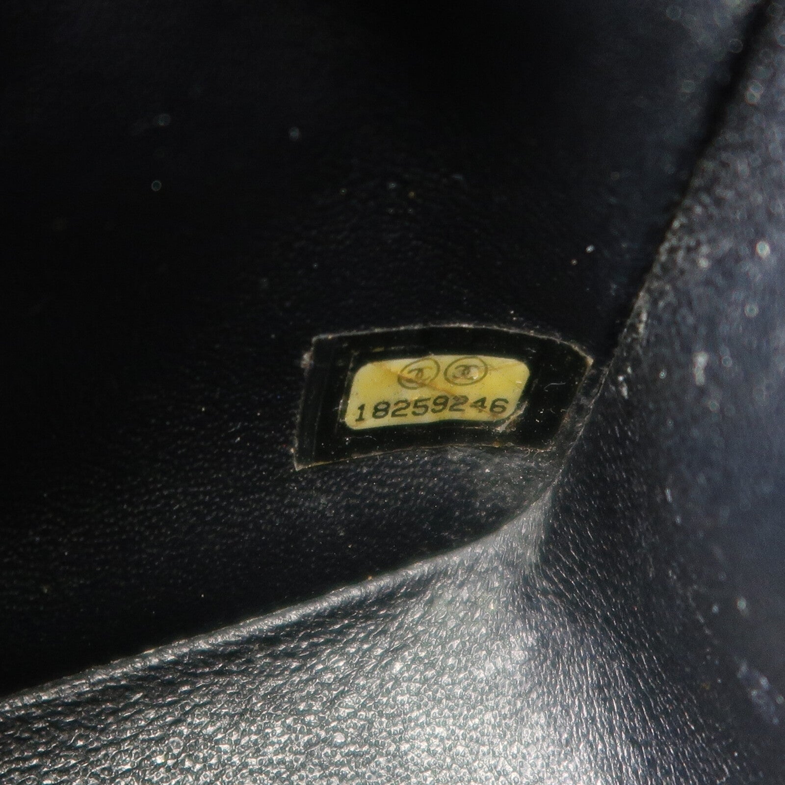 CHANEL 牛皮皮革Mini Classic 17鏈帶肩背袋