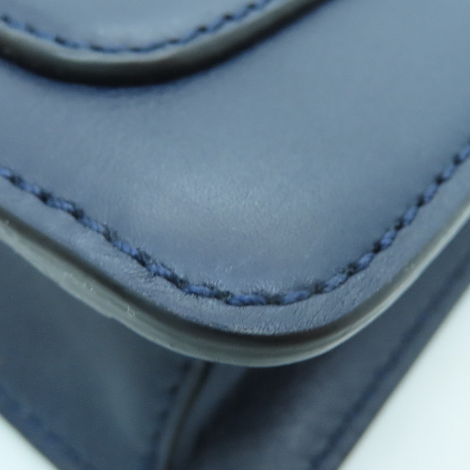 Valentino 【激減優惠】羊皮皮革Chain Shoulder金扣鏈帶肩背袋海軍藍色