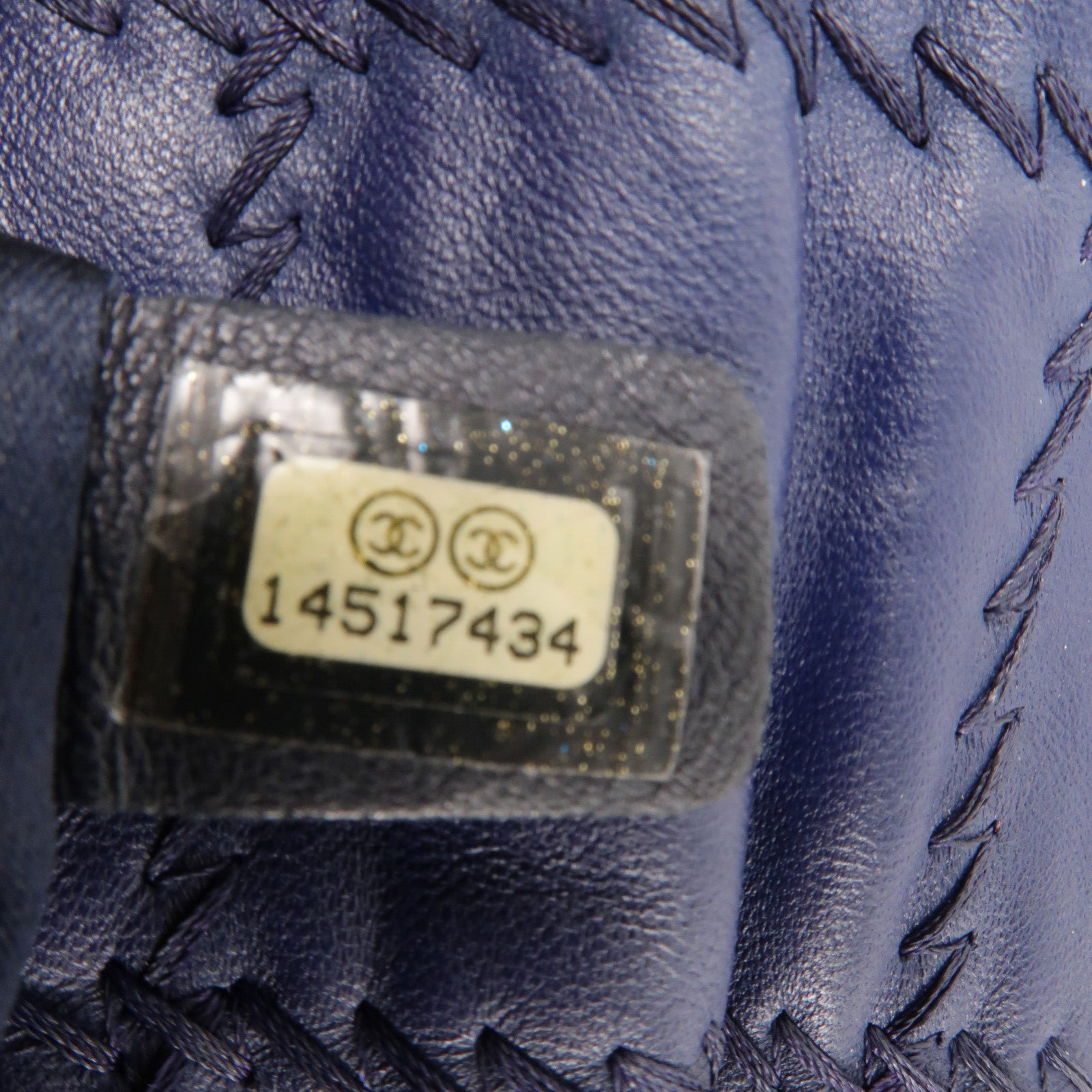 CHANEL 牛皮皮革Chain Shoulder鏈帶肩背袋