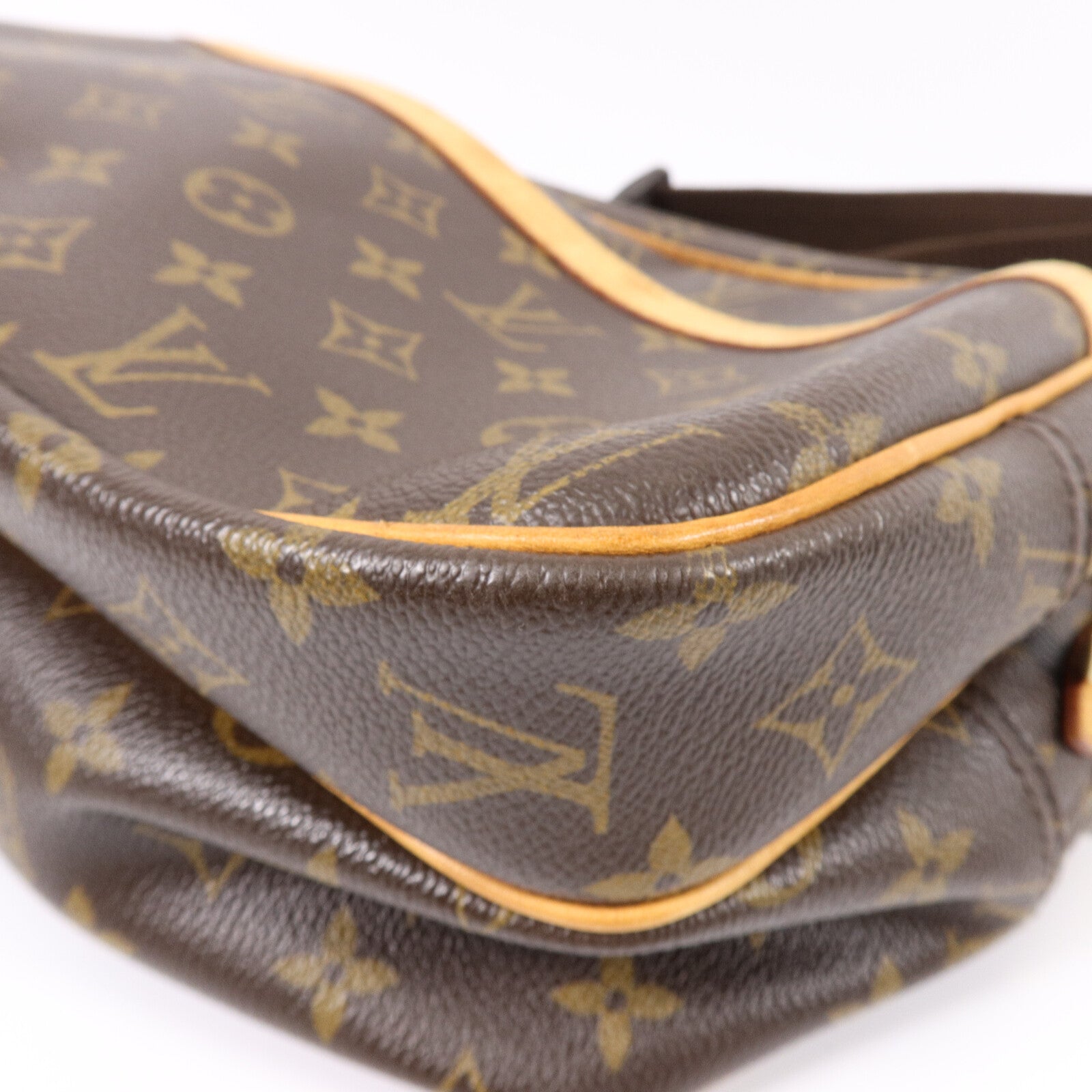 LOUIS VUITTON Monogram Reporter PM肩背袋
