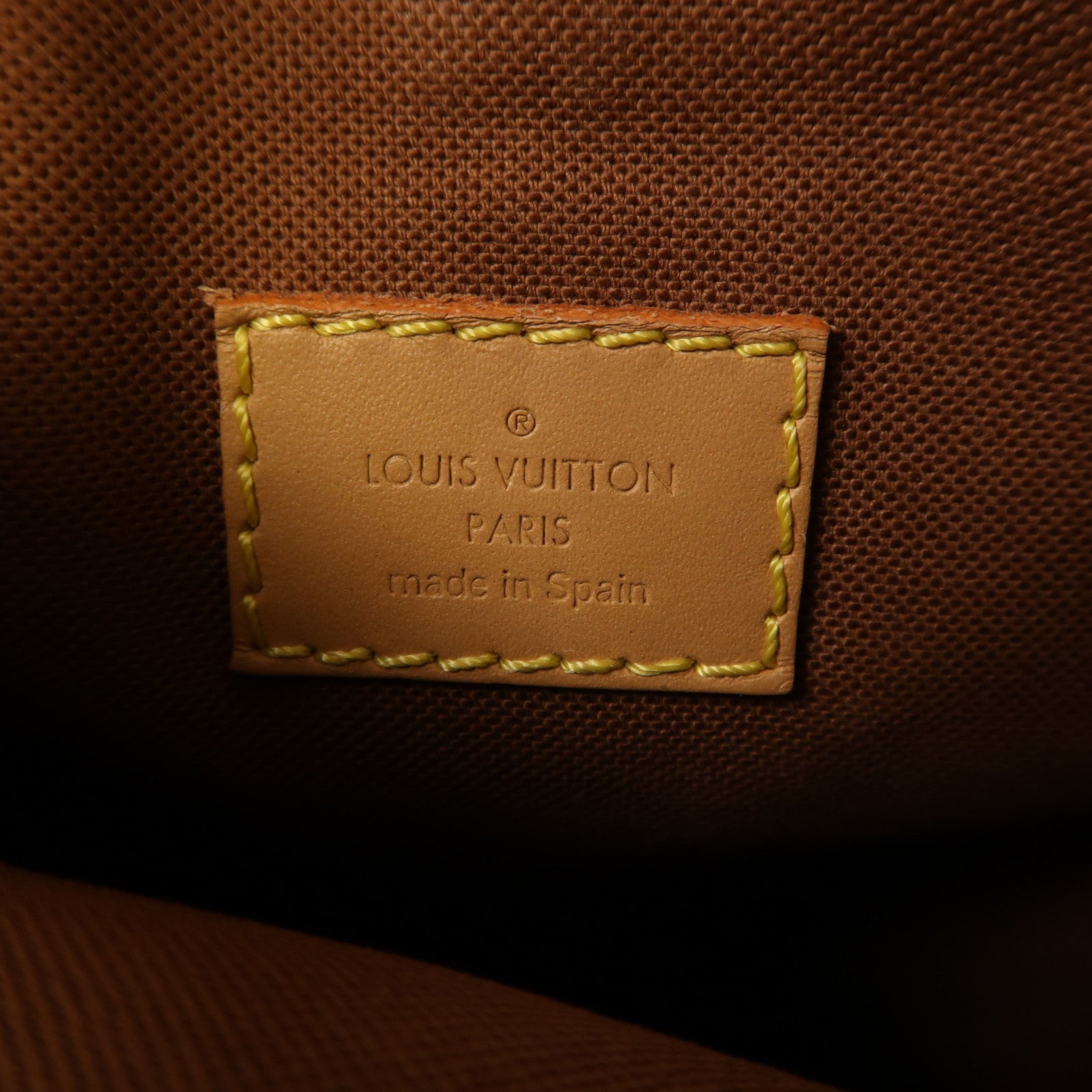 LOUIS VUITTON 【激減優惠】Monogram Fold Me Pouch金扣肩背袋