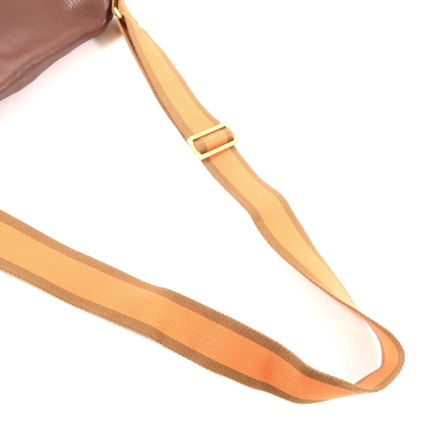 LOEWE 牛皮皮革Messenger Bag金扣斜挎包棕色