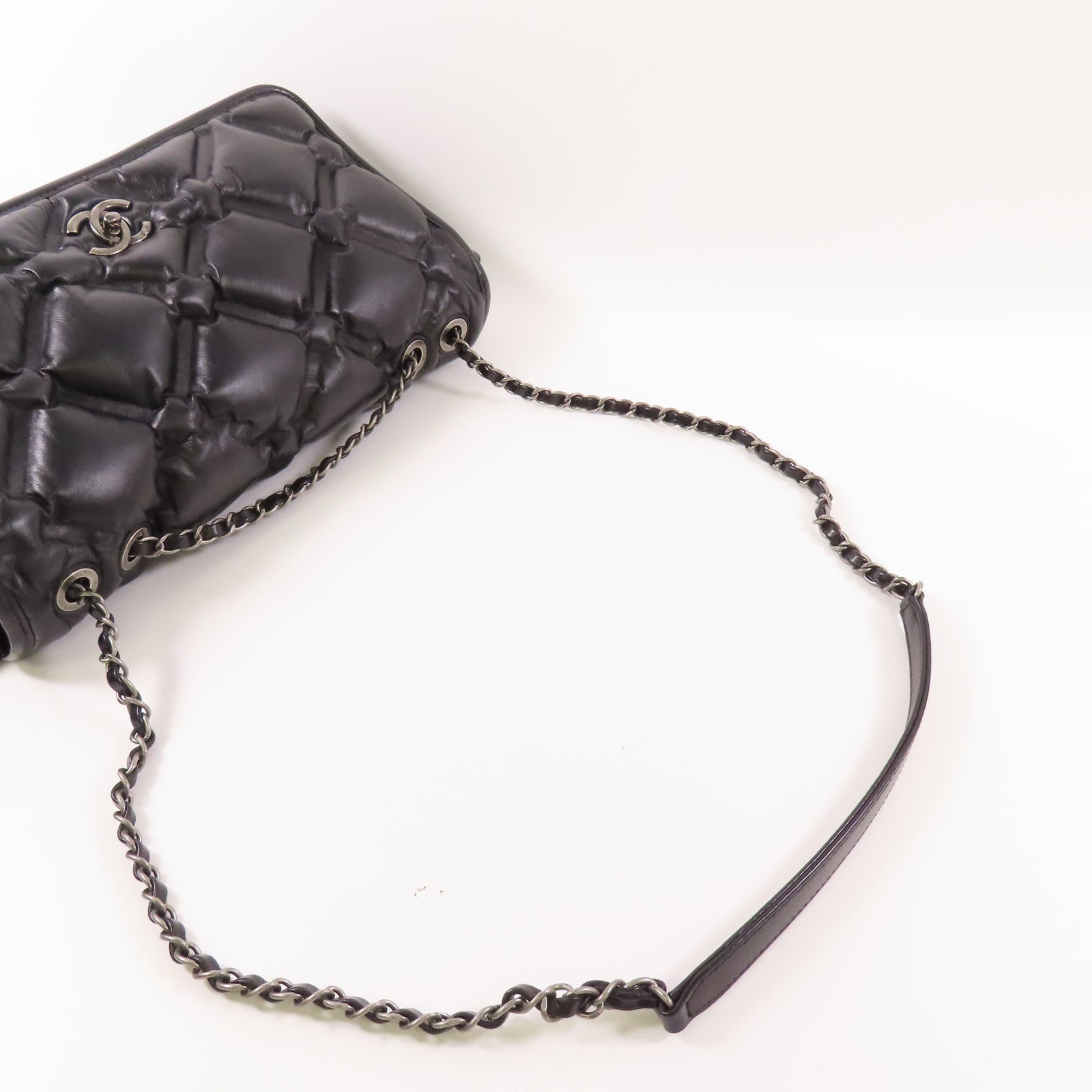 CHANEL 牛皮皮革Bubble鏈帶肩背袋