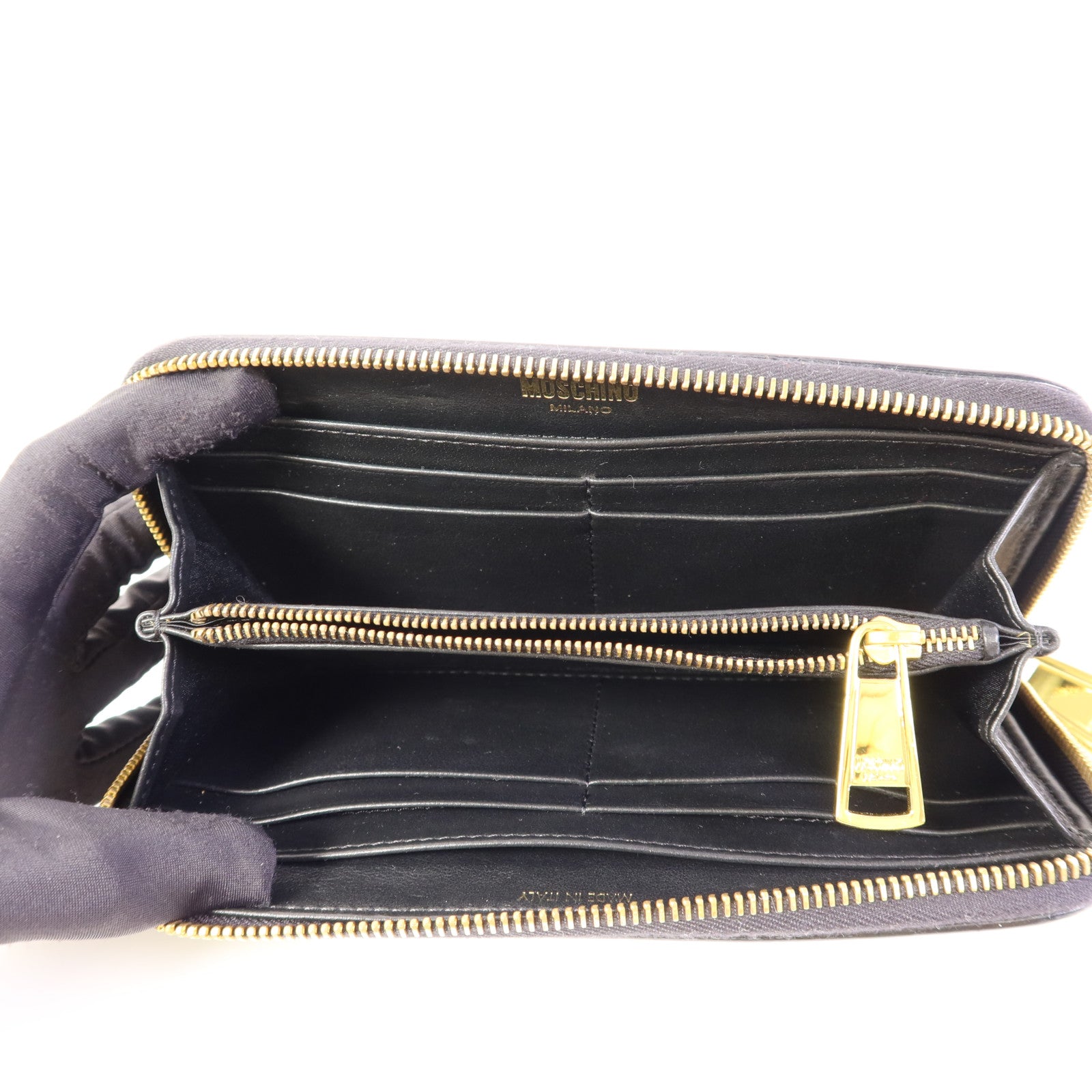 MOSCHINO 【激減優惠】牛皮皮革Zip Long Wallet金扣長錢包