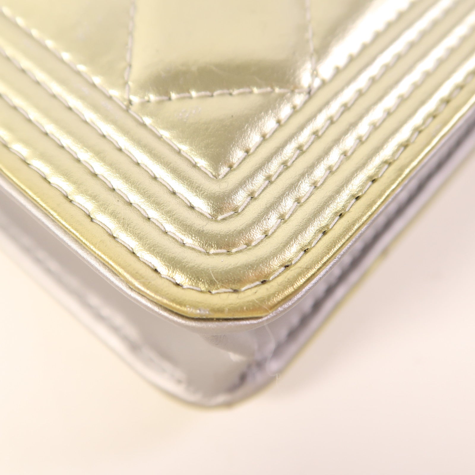 CHANEL 漆皮皮革Wallet On Chain銀扣鏈帶肩背袋