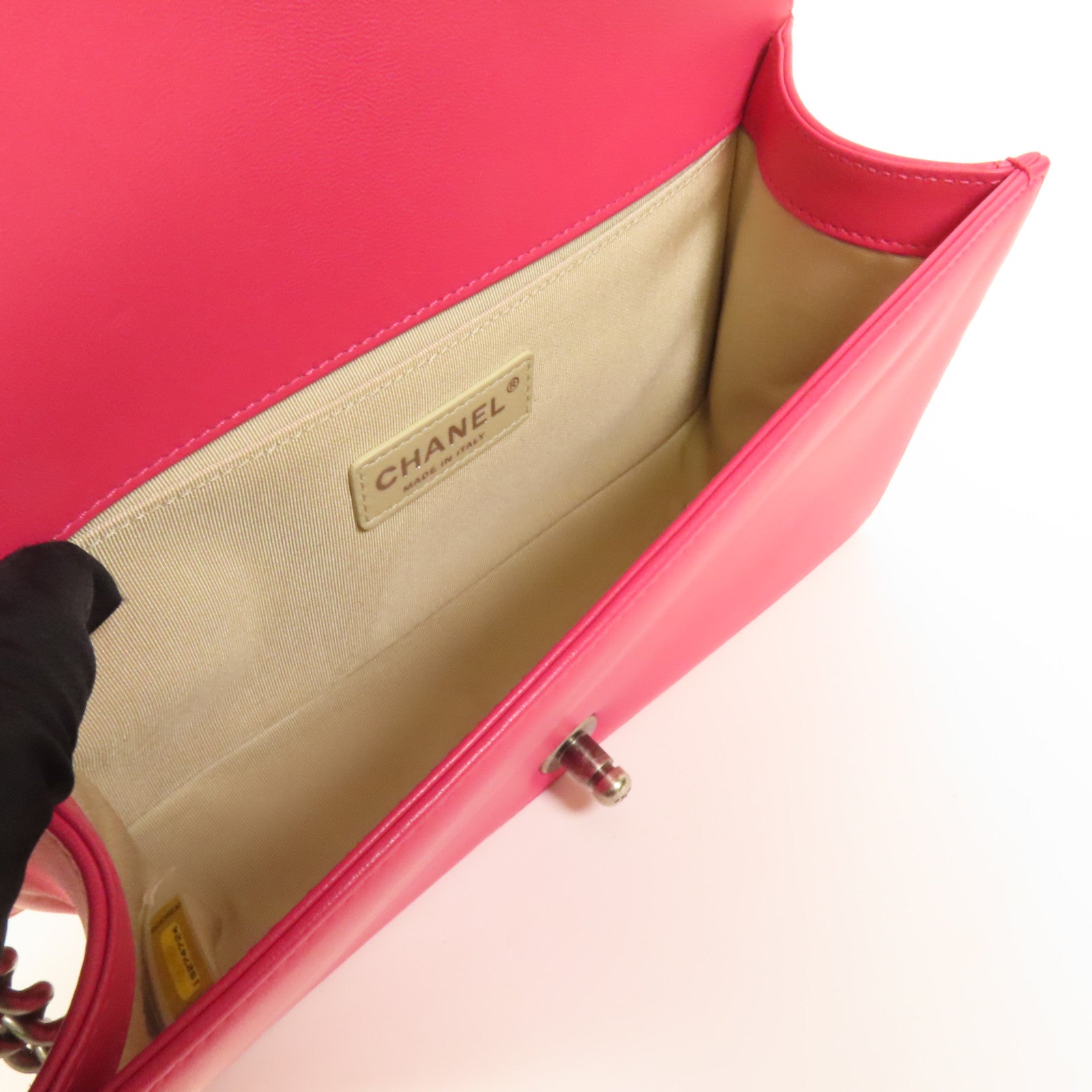 CHANEL 羊皮皮革Boy 25鏈帶肩背袋