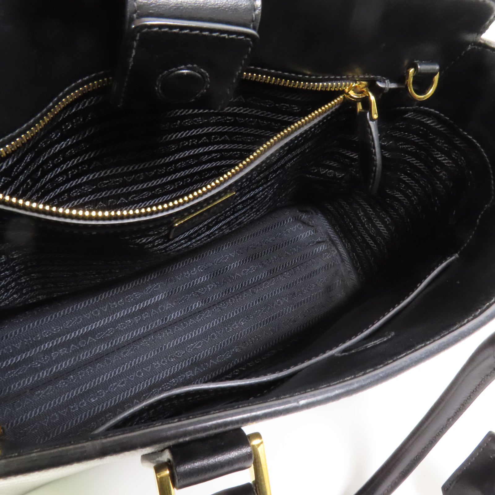 PRADA 牛皮皮革Shoulder Bag金扣手挽肩背兩用袋