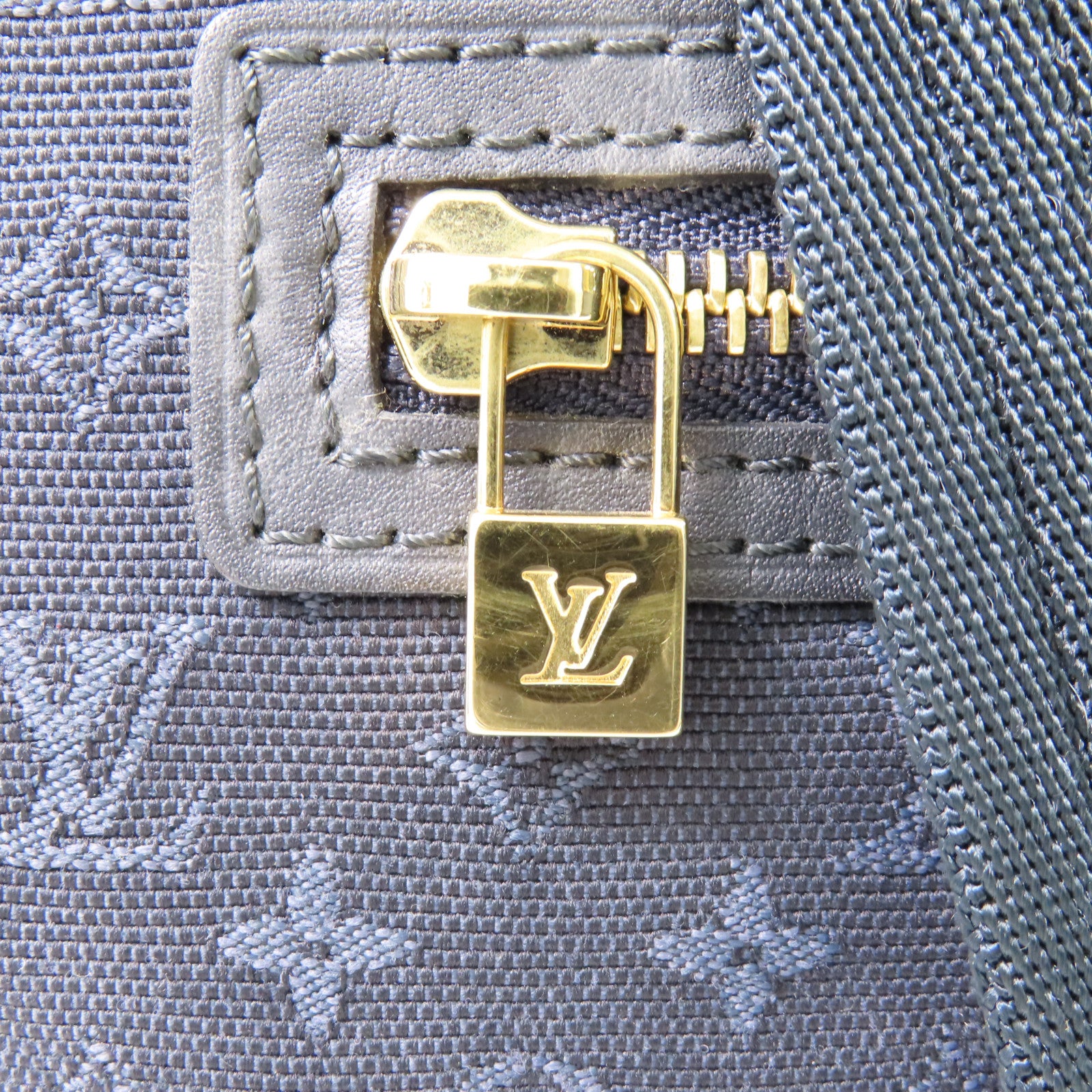 LOUIS VUITTON Monogram Mini Lucille GM金扣肩背袋/手挽袋