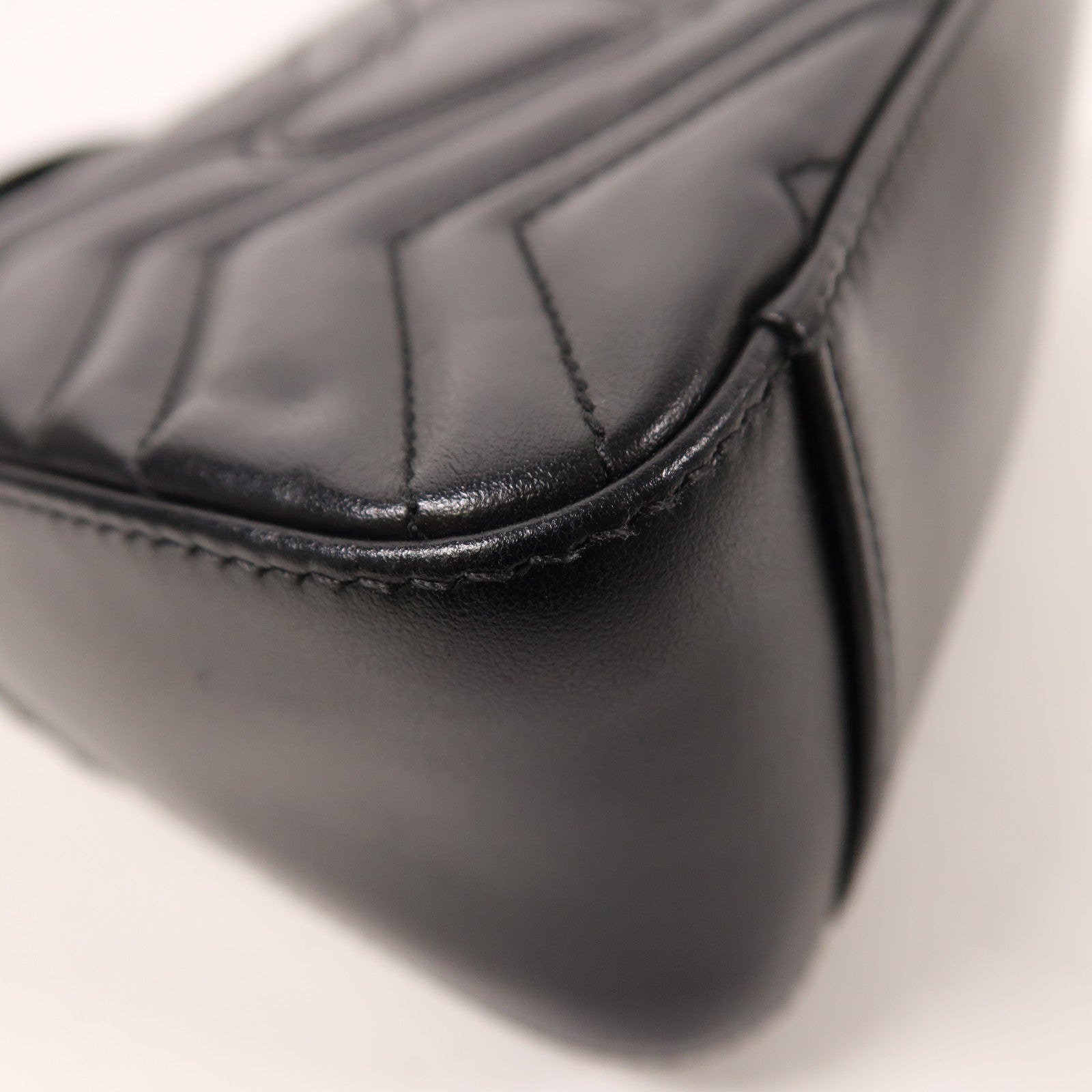 GUCCI 牛皮皮革GG Marmont金扣手挽肩背兩用袋