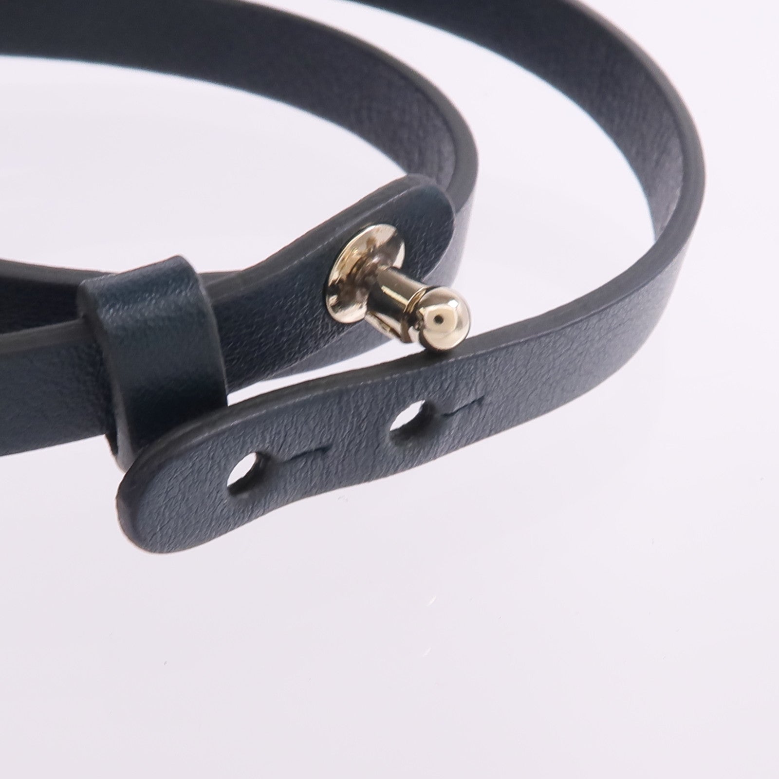 Salvatore Ferragamo 牛皮皮革Bracelet金扣手帶