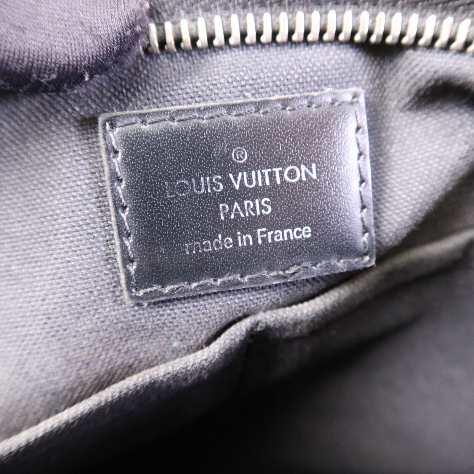 LOUIS VUITTON Damier Graphite Thomas銀扣肩背袋