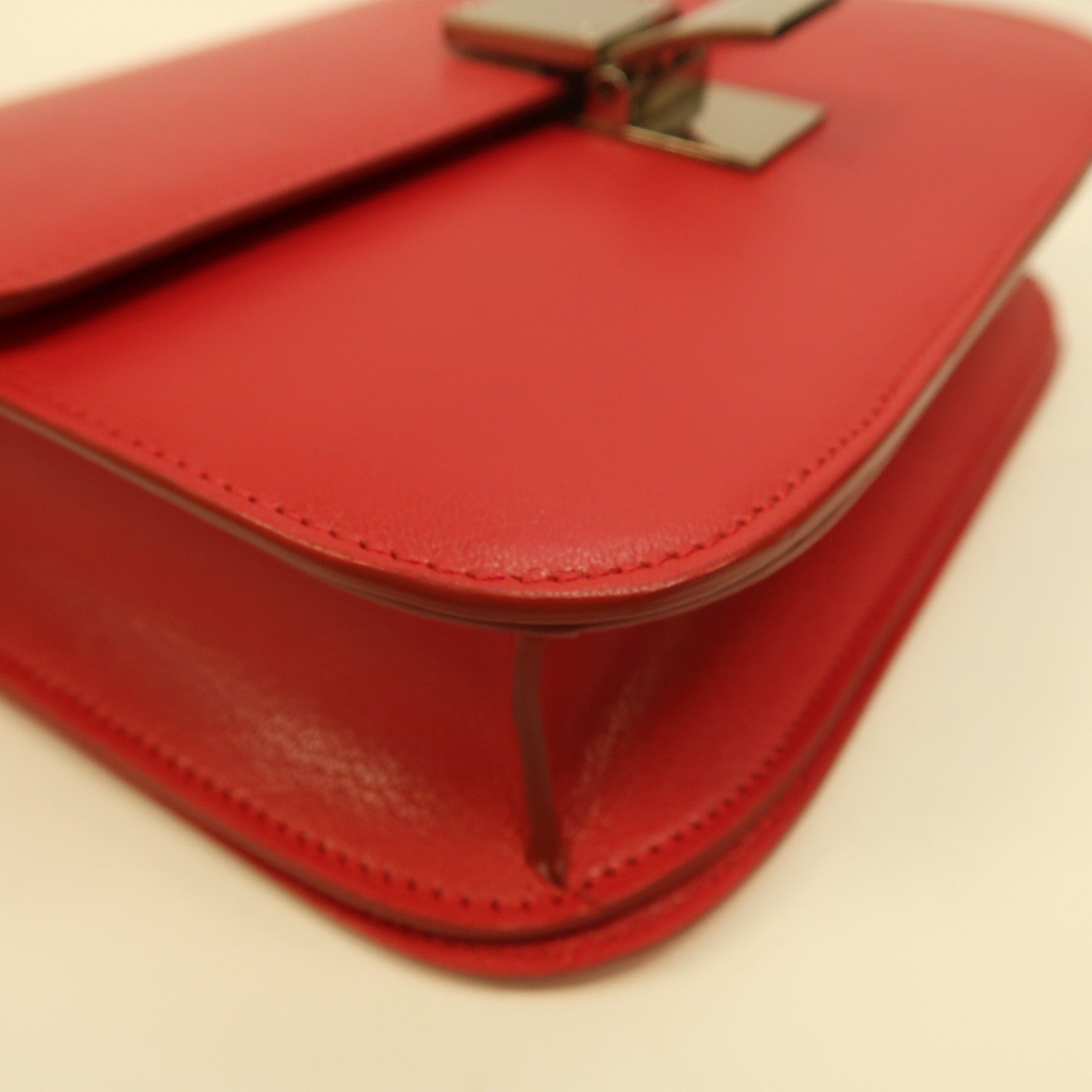 CELINE 【激減優惠】牛皮皮革Classic Box銀扣肩背袋紅色