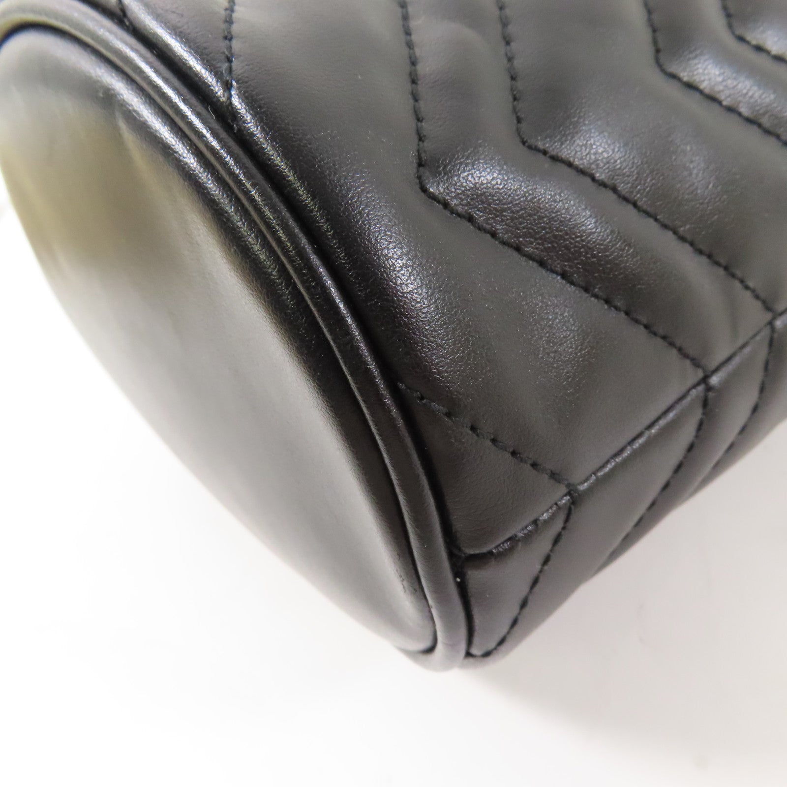 GUCCI 牛皮皮革GG Marmont金扣肩背袋