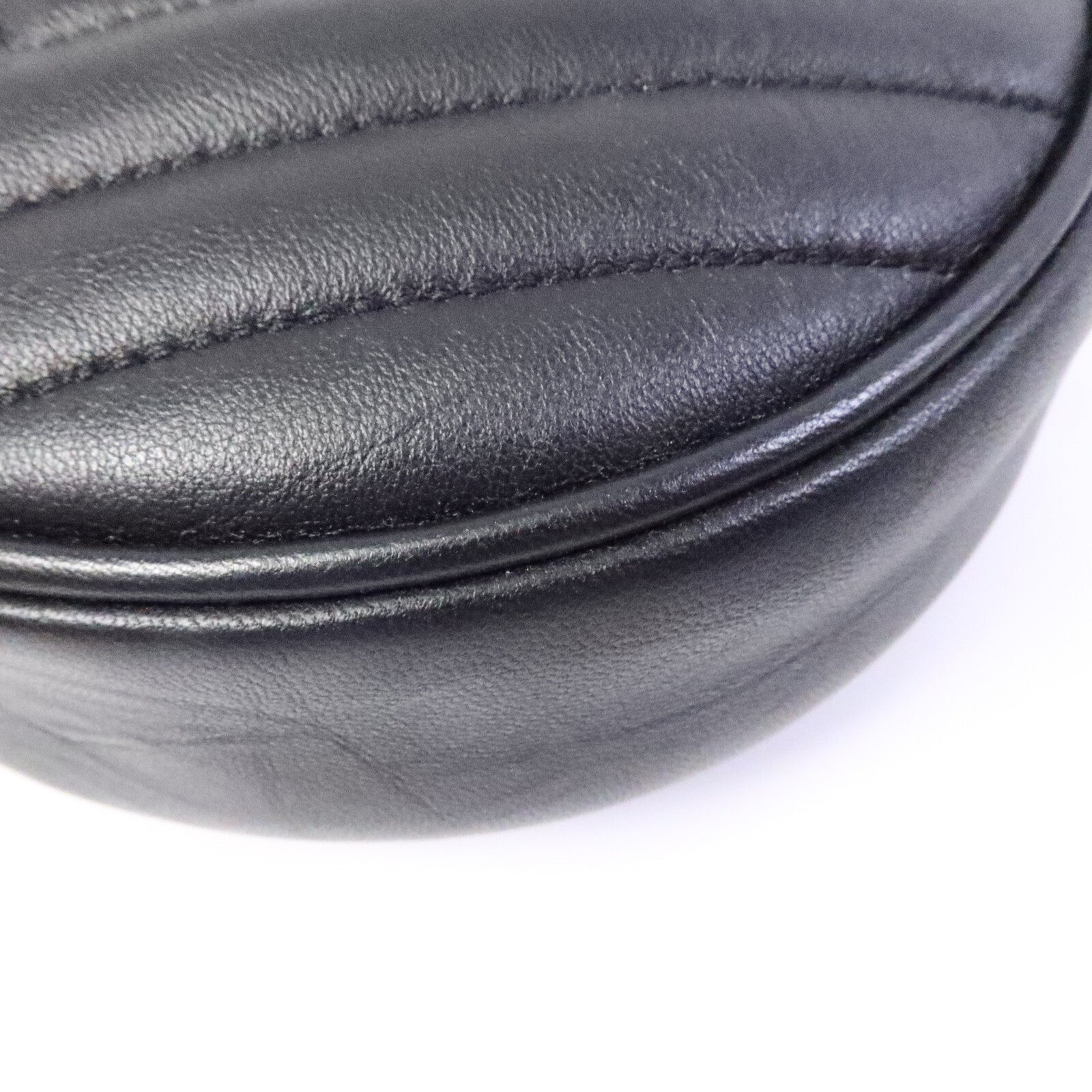 SAINT LAURENT 牛皮皮革Vinyle鏈帶肩背袋