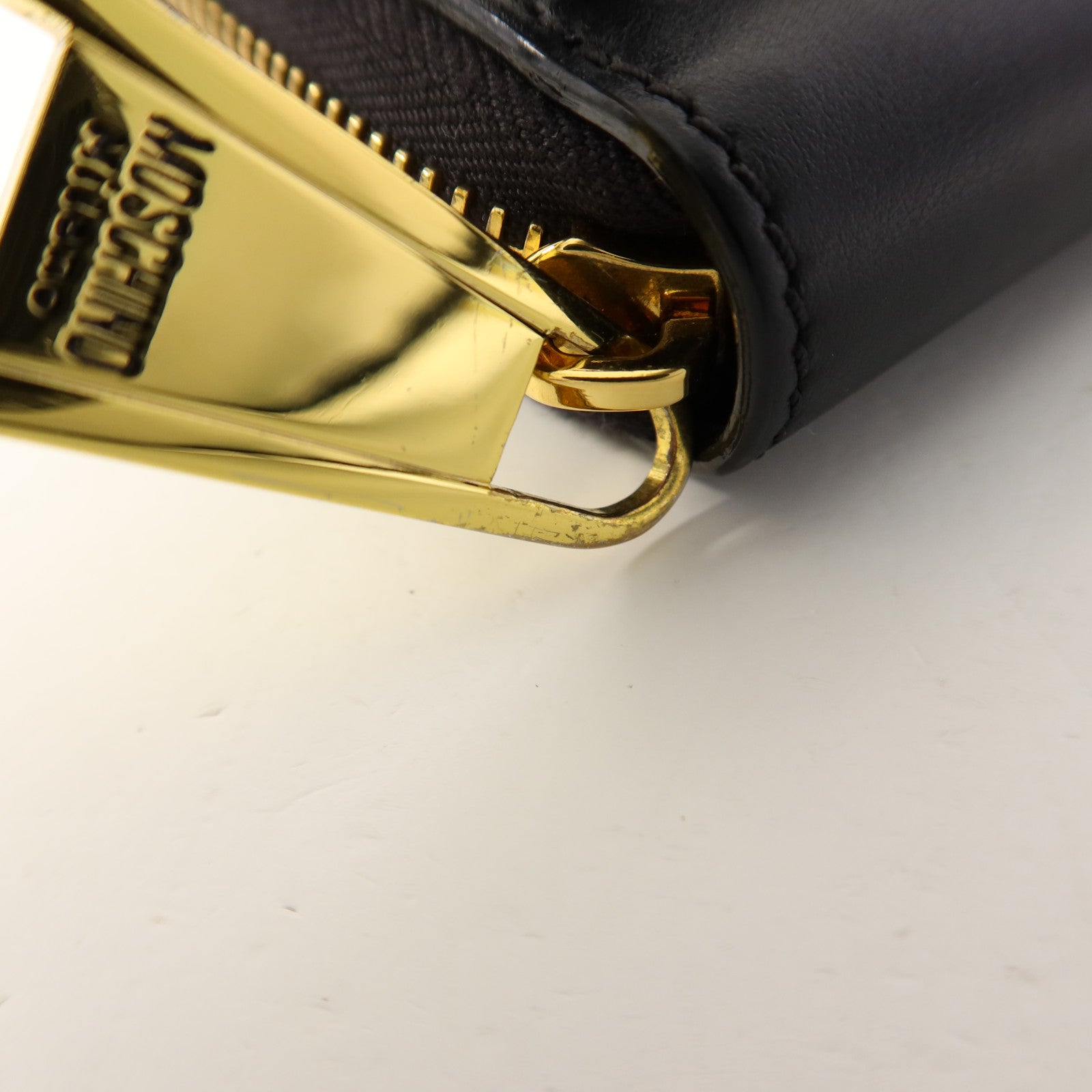 MOSCHINO 【激減優惠】牛皮皮革Zip Long Wallet金扣長錢包
