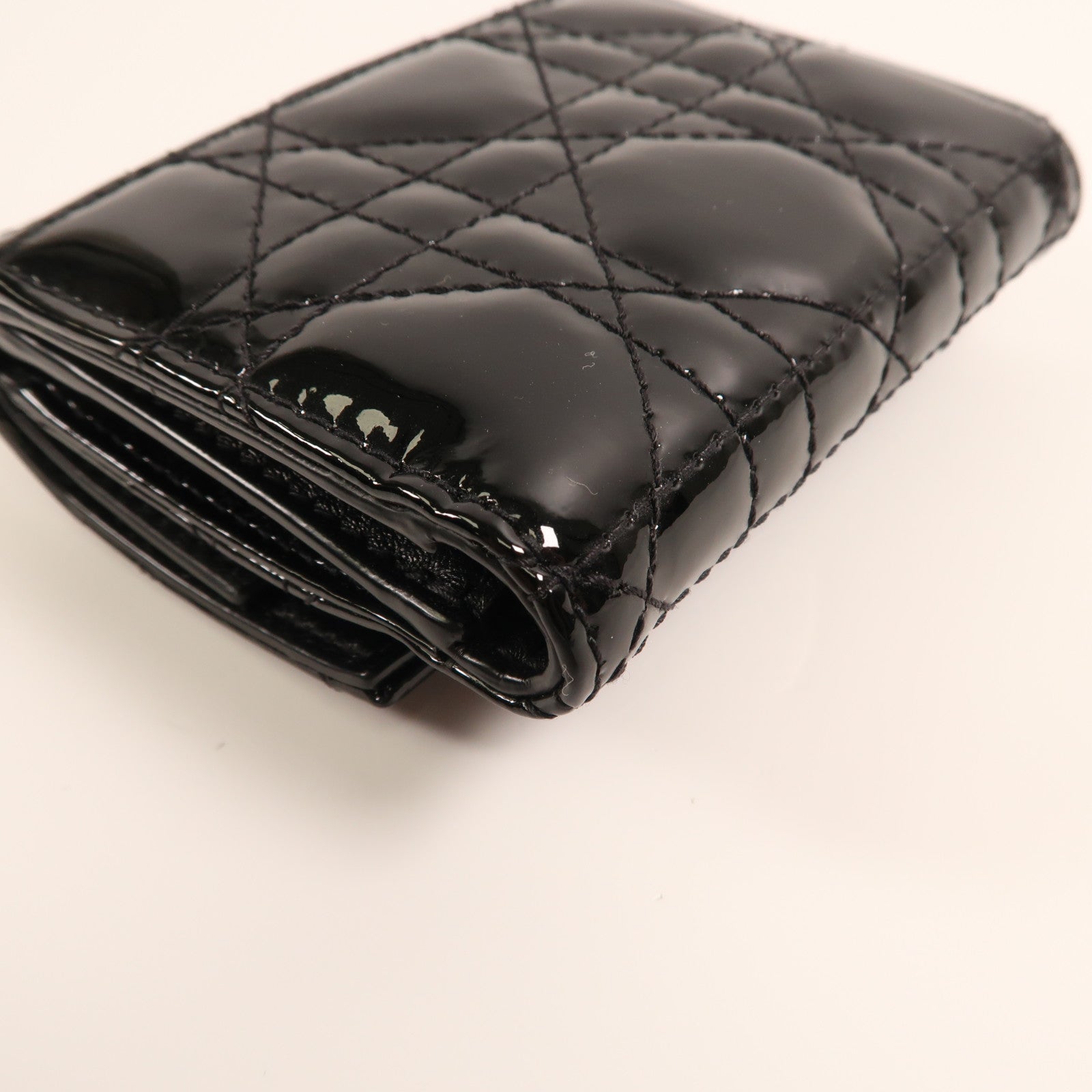 Dior 漆皮皮革Wallet金扣折疊錢包黑色