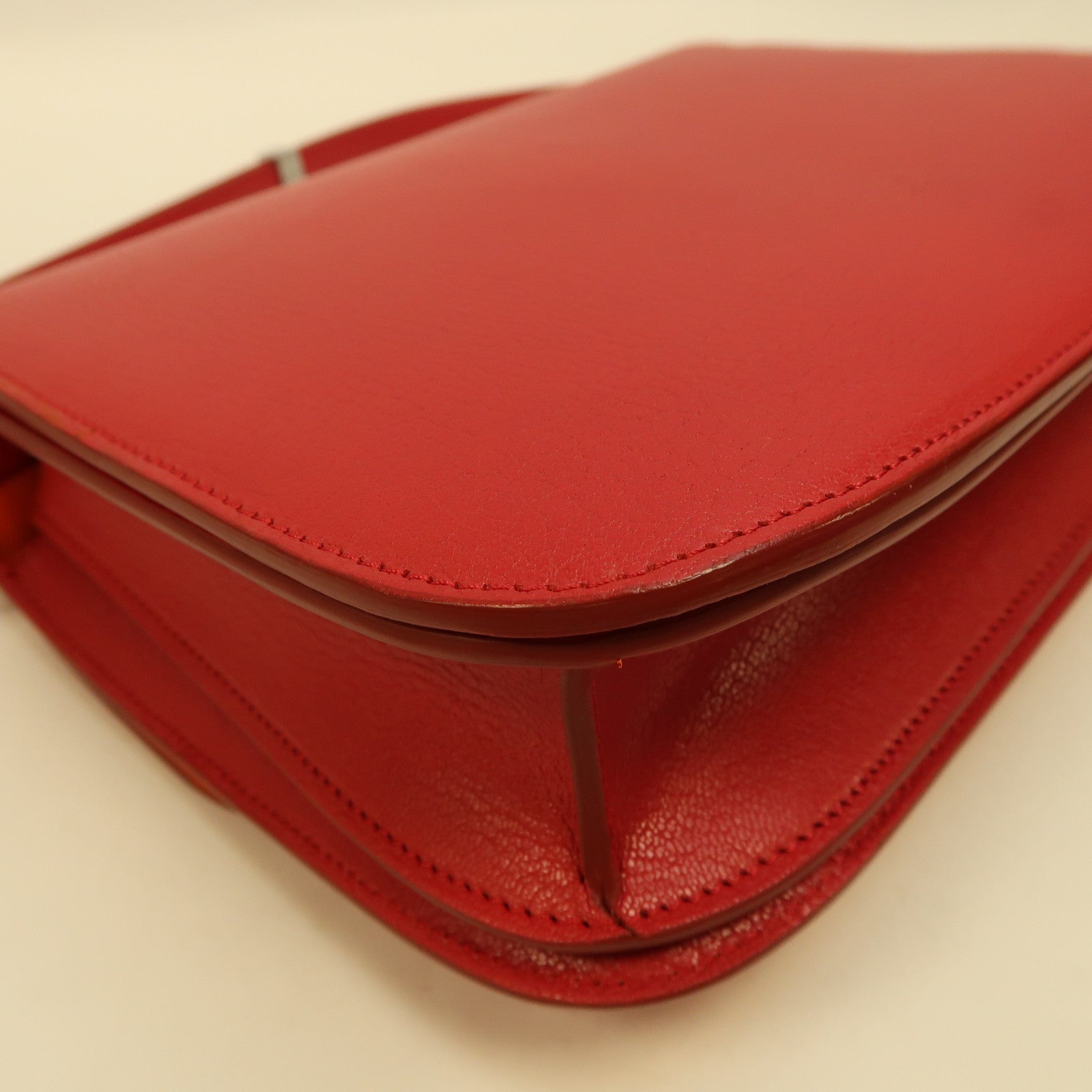 CELINE 【激減優惠】牛皮皮革Classic Box銀扣肩背袋紅色