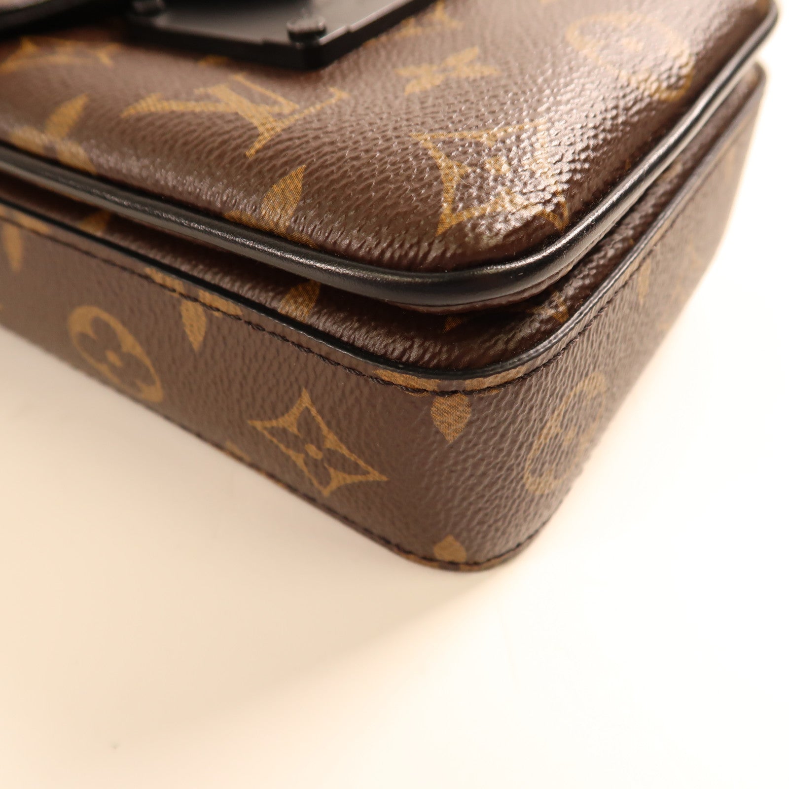 LOUIS VUITTON Monogram S-Lock肩背袋