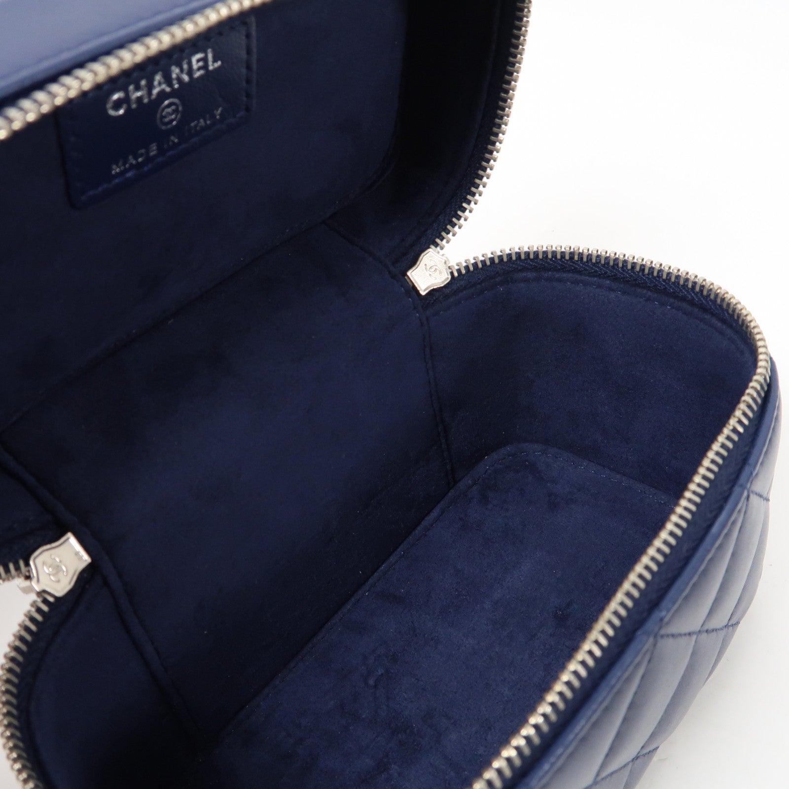 CHANEL 【激減優惠】菱格羊皮皮革Jewelry Box銀扣手拿包藍色