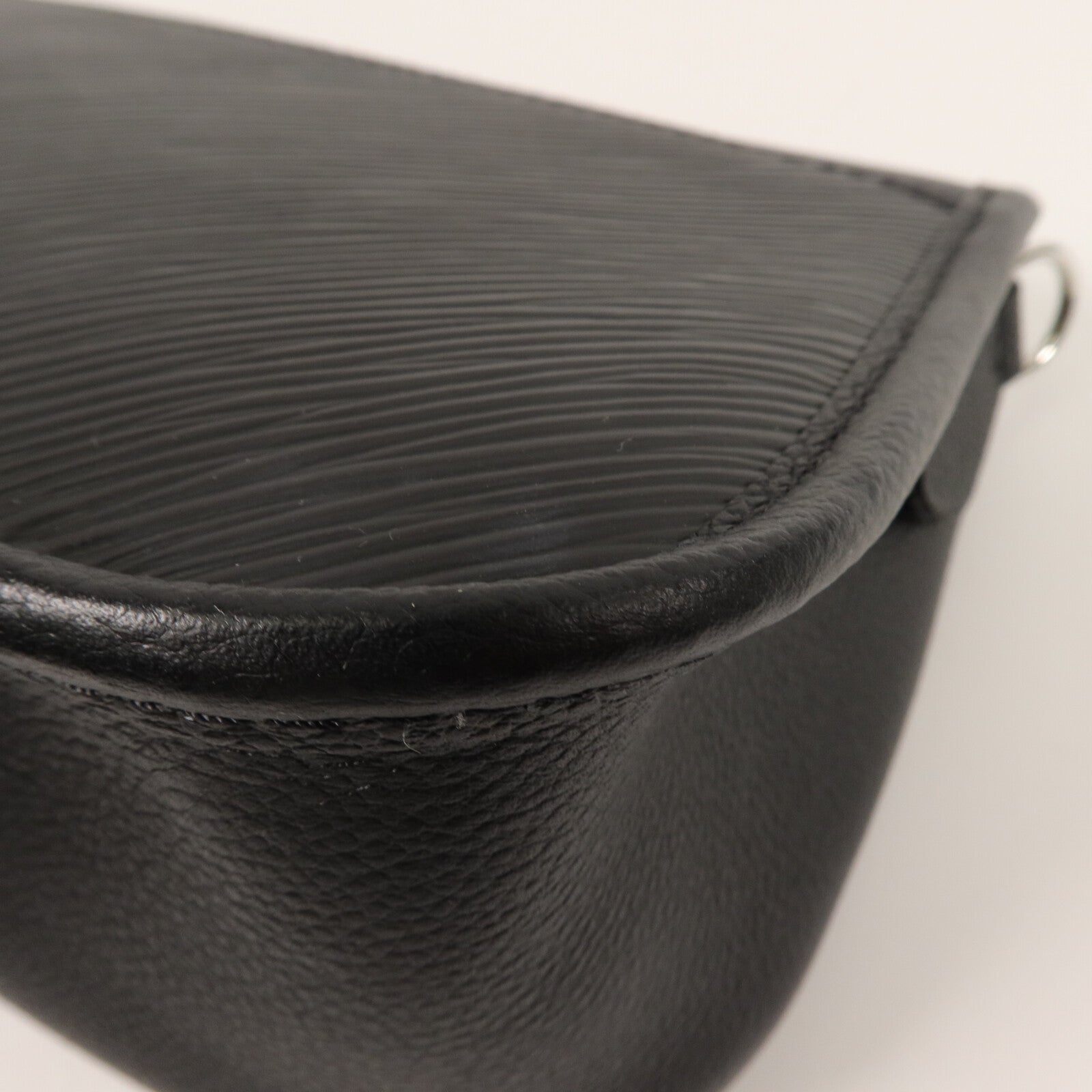 LOUIS VUITTON Epi Buci肩背袋