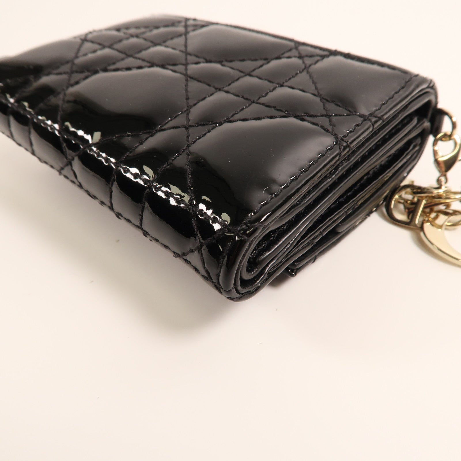 Dior 漆皮皮革Wallet金扣折疊錢包黑色