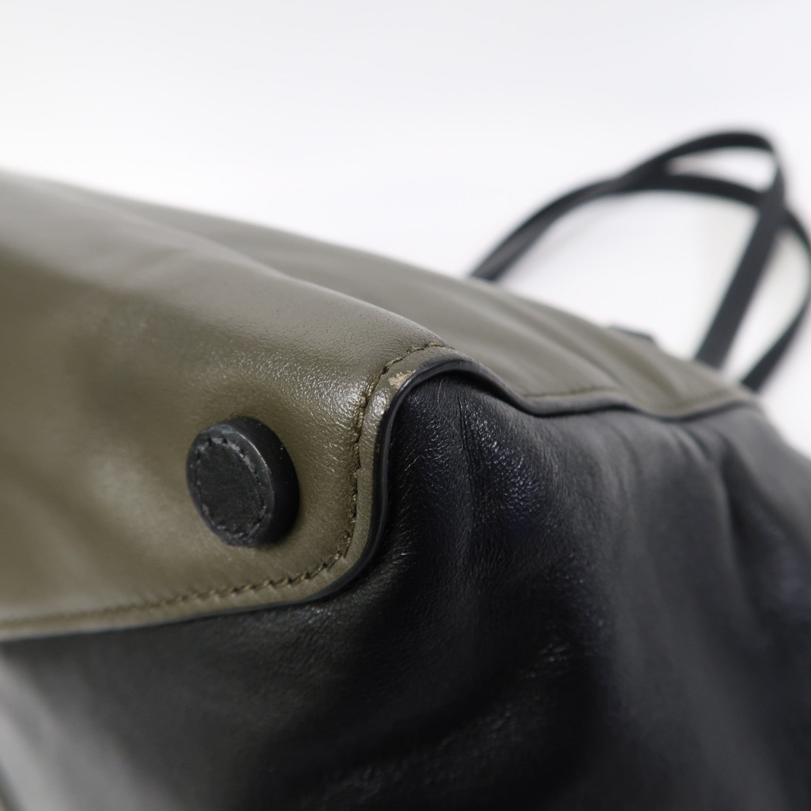 PRADA 牛皮皮革Shoulder Bag銀扣肩背袋綠色/黑色