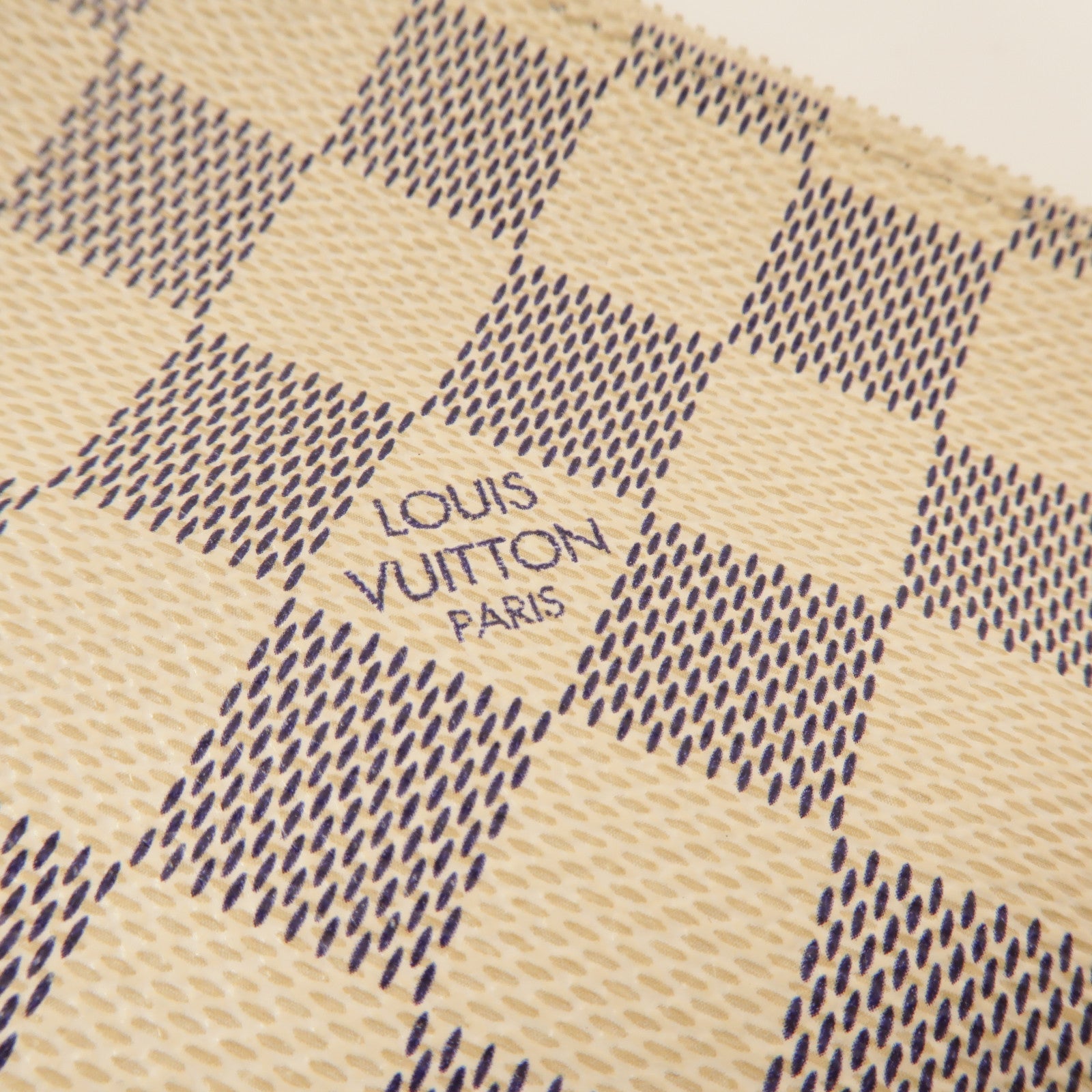 LOUIS VUITTON Damier Azur Mini Pochette Accessories鏈帶手挽袋