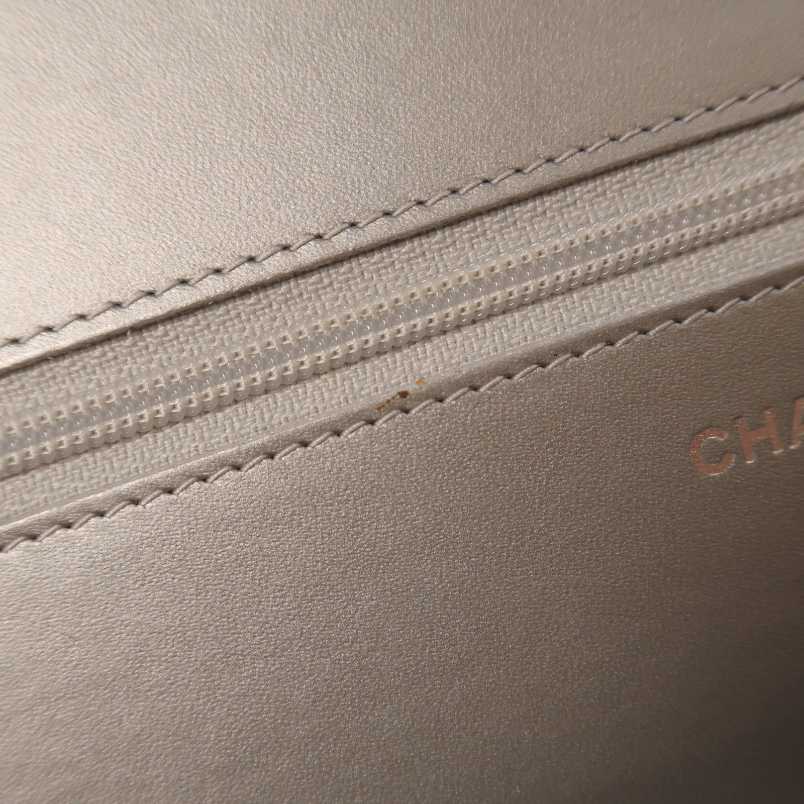 CHANEL 漆皮皮革Wallet On Chain銀扣鏈帶肩背袋