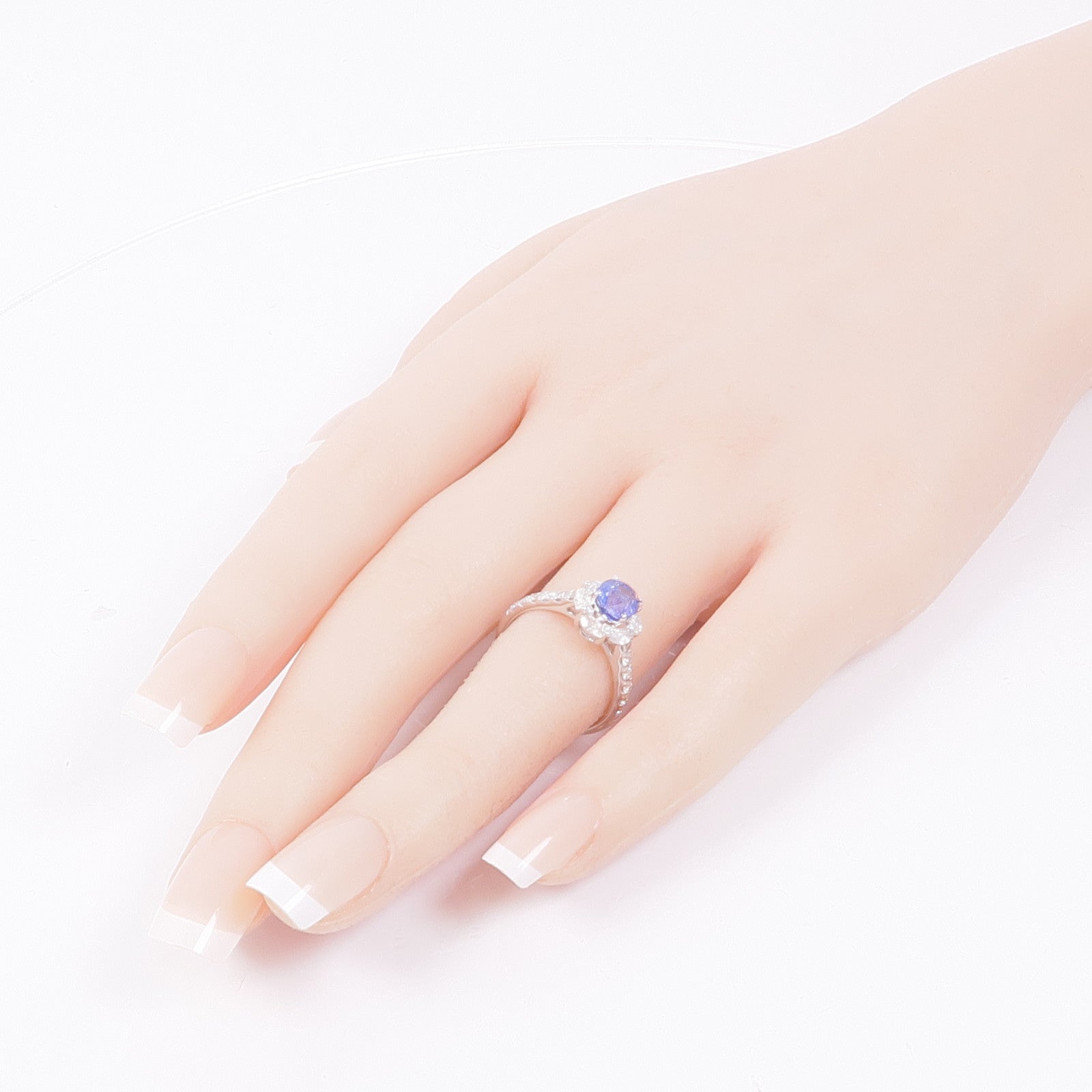 JEWELRY 【激減優惠】18K白金Sapphire/Diamond Ring藍寶石/鑽石戒指US#6