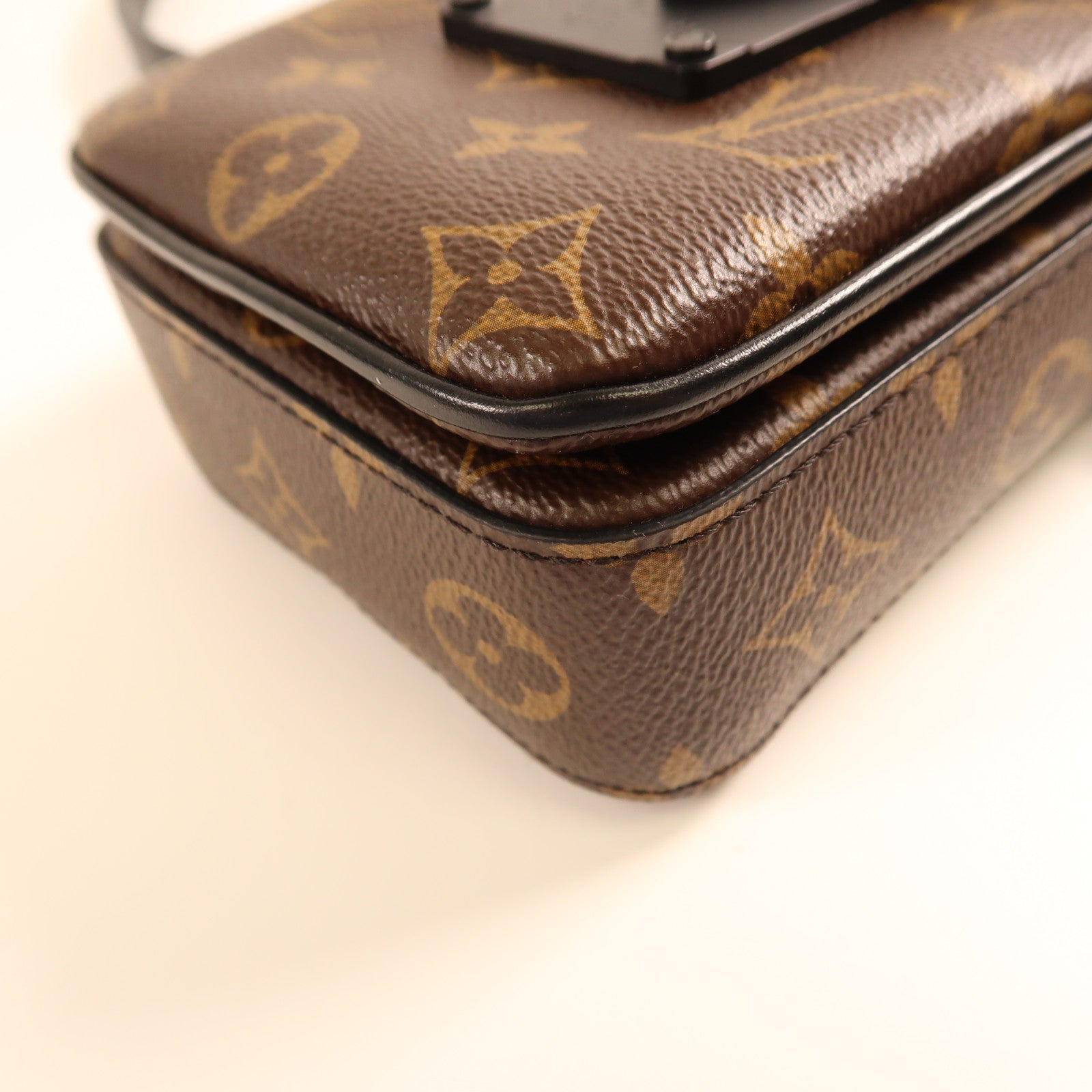 LOUIS VUITTON Monogram S-Lock肩背袋
