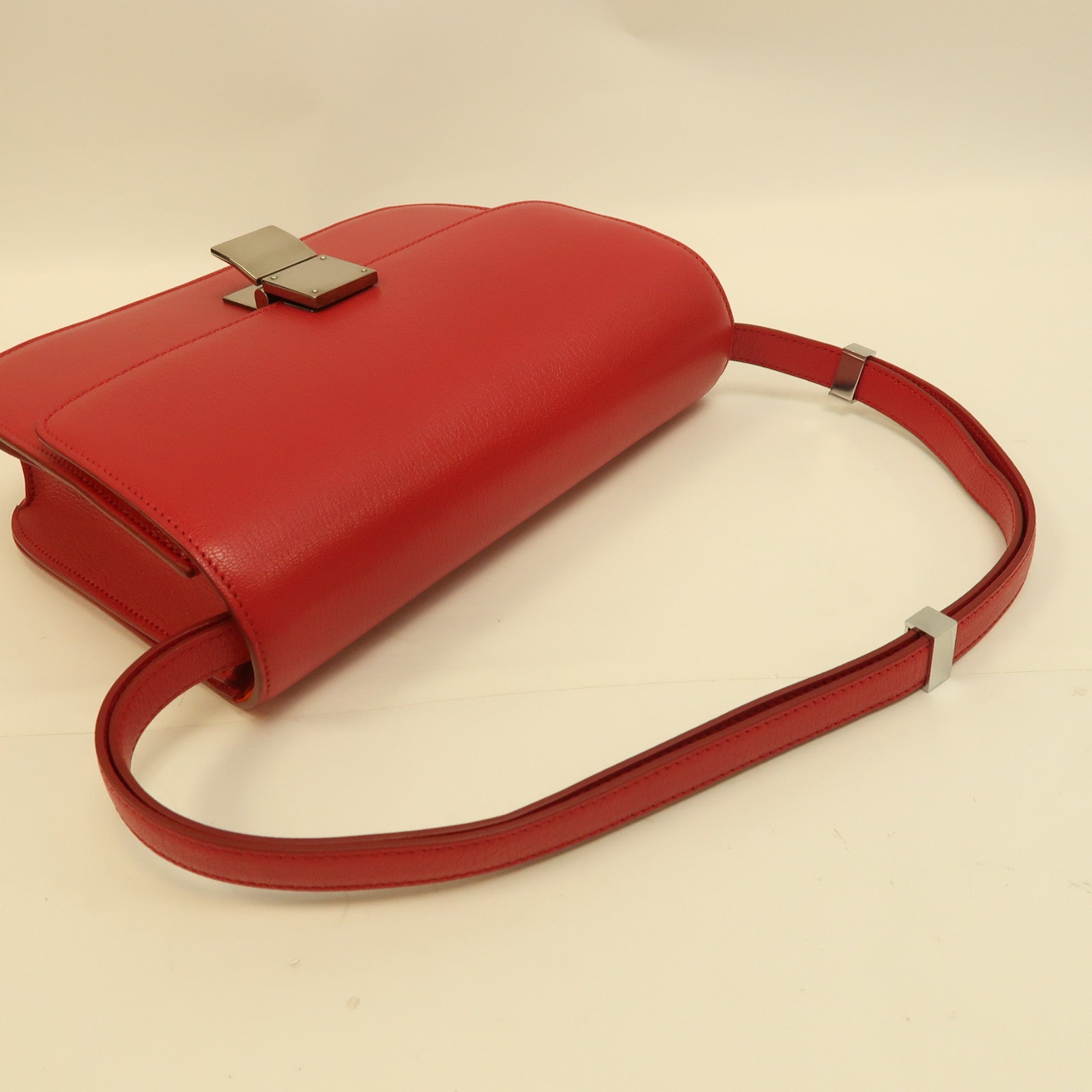 CELINE 【激減優惠】牛皮皮革Classic Box銀扣肩背袋紅色